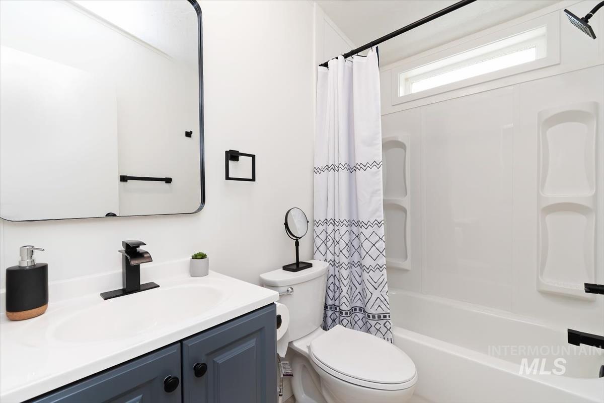 790 N Riviera Drive unit #7, Boise, Idaho 83703, 2 Bedrooms, 1 Bathroom, Residential For Sale, Price $69,900,MLS 98998598