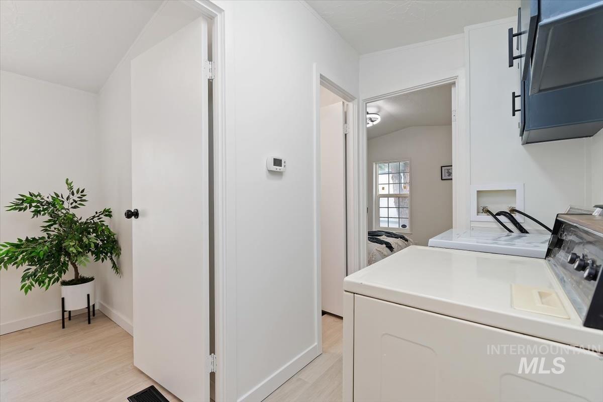 790 N Riviera Drive unit #7, Boise, Idaho 83703, 2 Bedrooms, 1 Bathroom, Residential For Sale, Price $69,900,MLS 98998598
