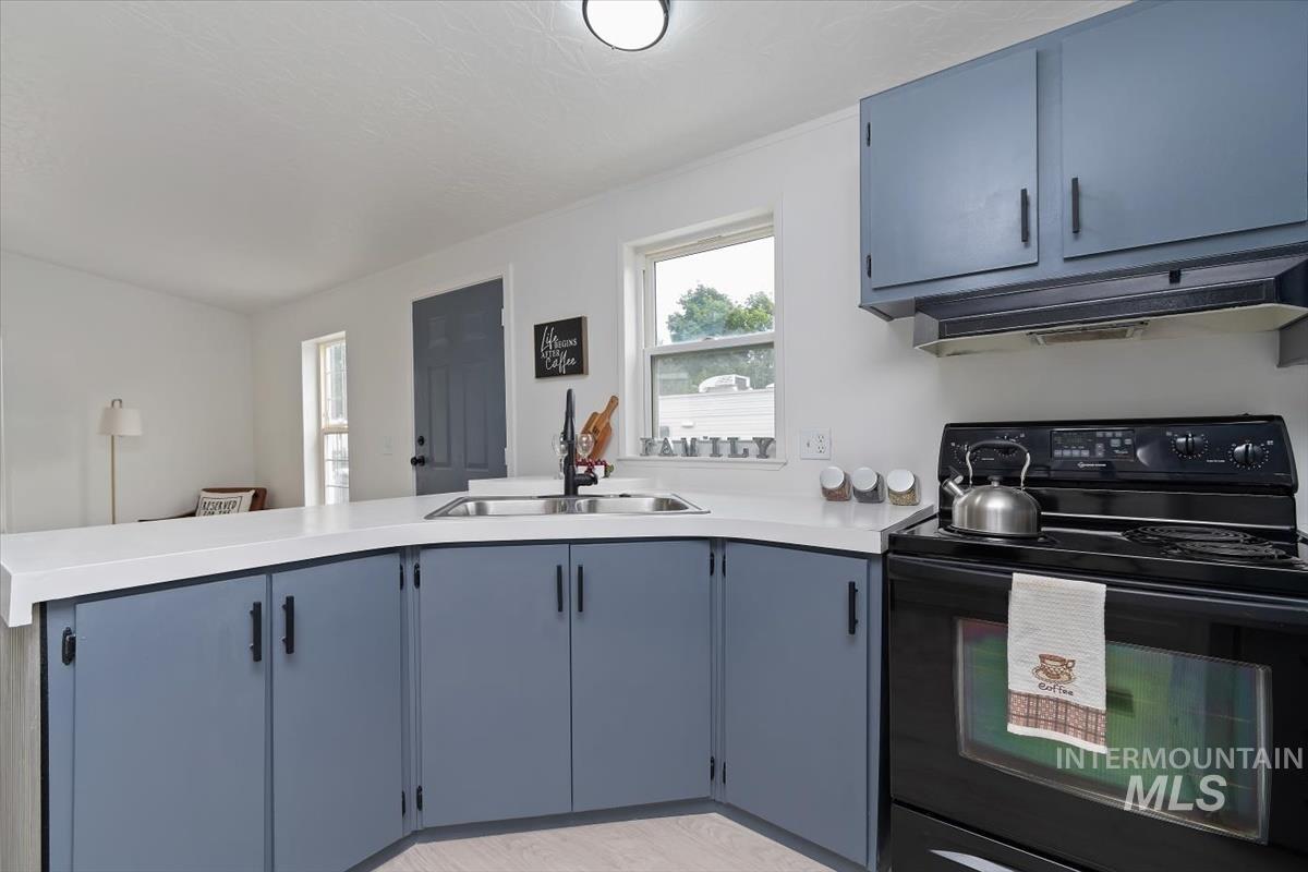 790 N Riviera Drive unit #7, Boise, Idaho 83703, 2 Bedrooms, 1 Bathroom, Residential For Sale, Price $69,900,MLS 98998598