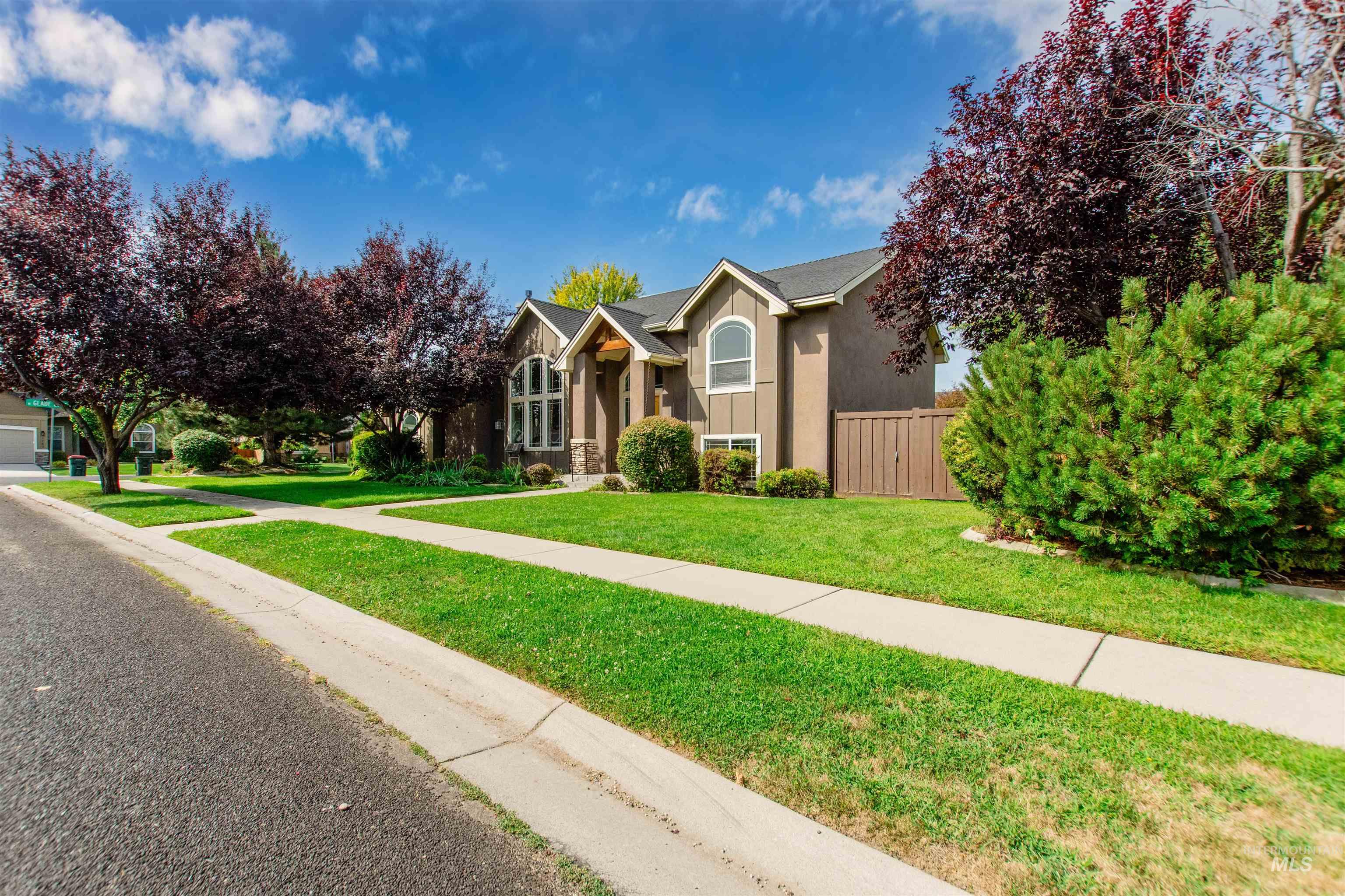 5949 N Moose Creek Way, Meridian, Idaho 83642, 4 Bedrooms, 2.5 Bathrooms, Residential For Sale, Price $675,000, 98998608