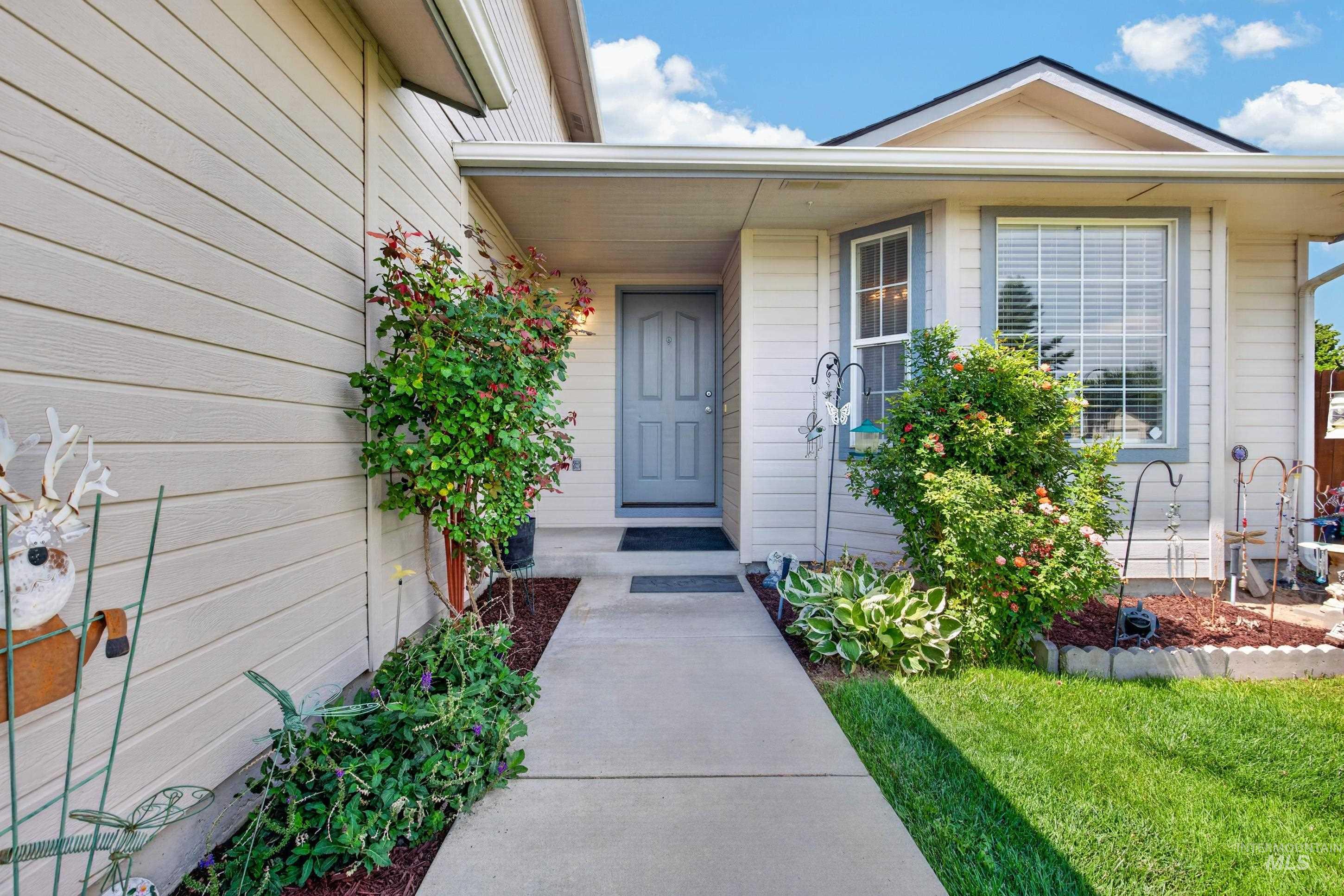 1209 Cattail St, Nampa, Idaho 83686, 4 Bedrooms, 3 Bathrooms, Residential For Sale, Price $429,900,MLS 98998610