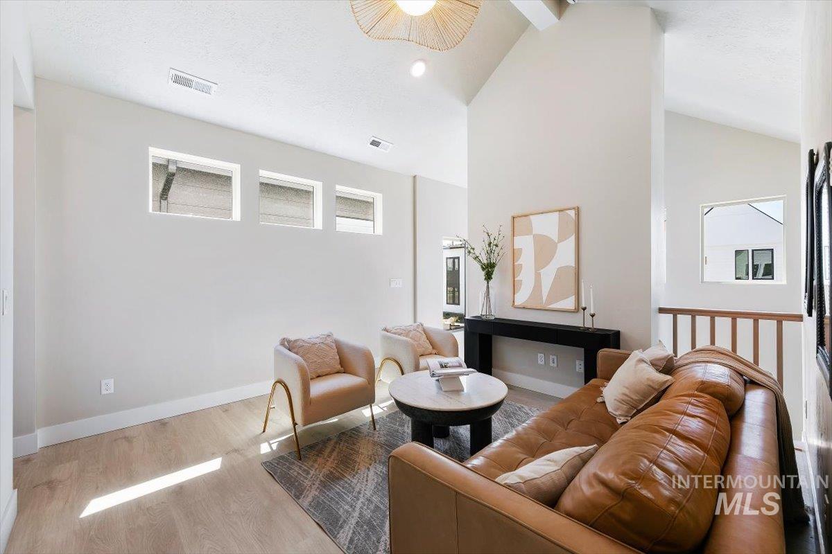 76 N Feather Reed Ave, Meridian, Idaho 83642, 3 Bedrooms, 2.5 Bathrooms, Residential For Sale, Price $589,900,MLS 98998611