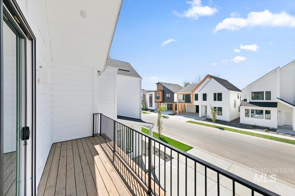 76 N Feather Reed Ave, Meridian, Idaho 83642, 3 Bedrooms, 2.5 Bathrooms, Residential For Sale, Price $589,900,MLS 98998611
