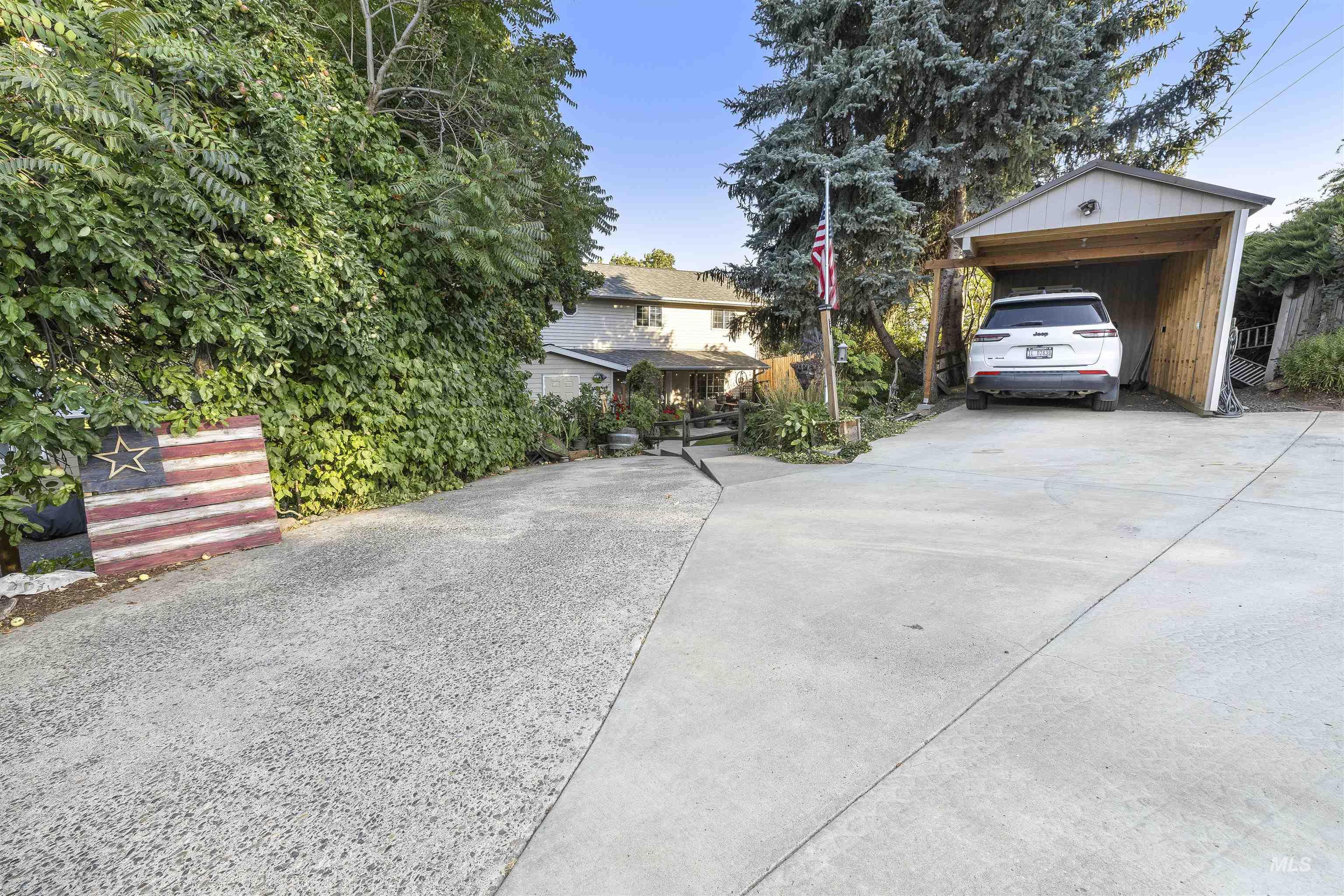 310 Ward Street, Juliaetta, Idaho 83835, 4 Bedrooms, 2 Bathrooms, Residential For Sale, Price $535,000,MLS 98998613