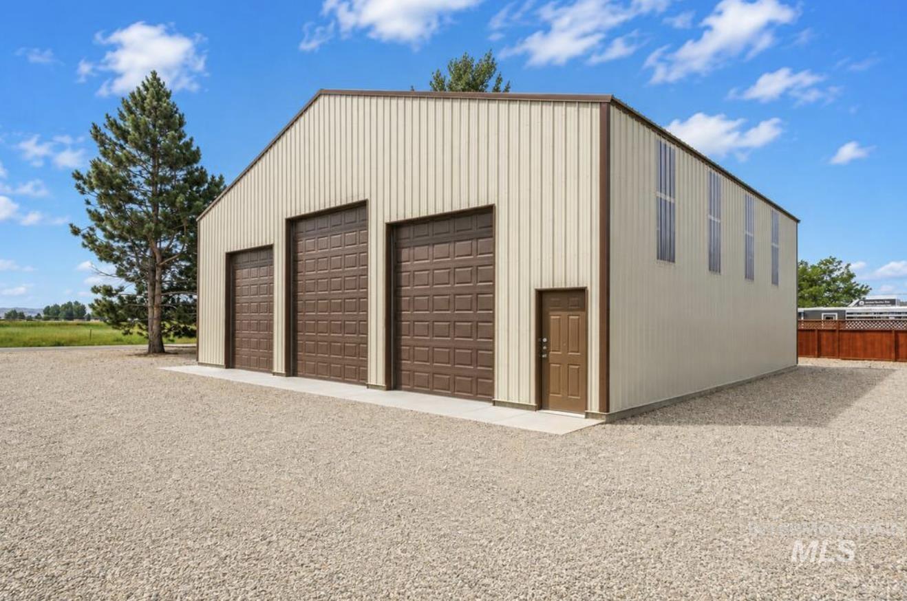 144 E 400 N, Blackfoot, Idaho 83221, 8 Bedrooms, 4 Bathrooms, Residential For Sale, Price $1,089,000, 98998614