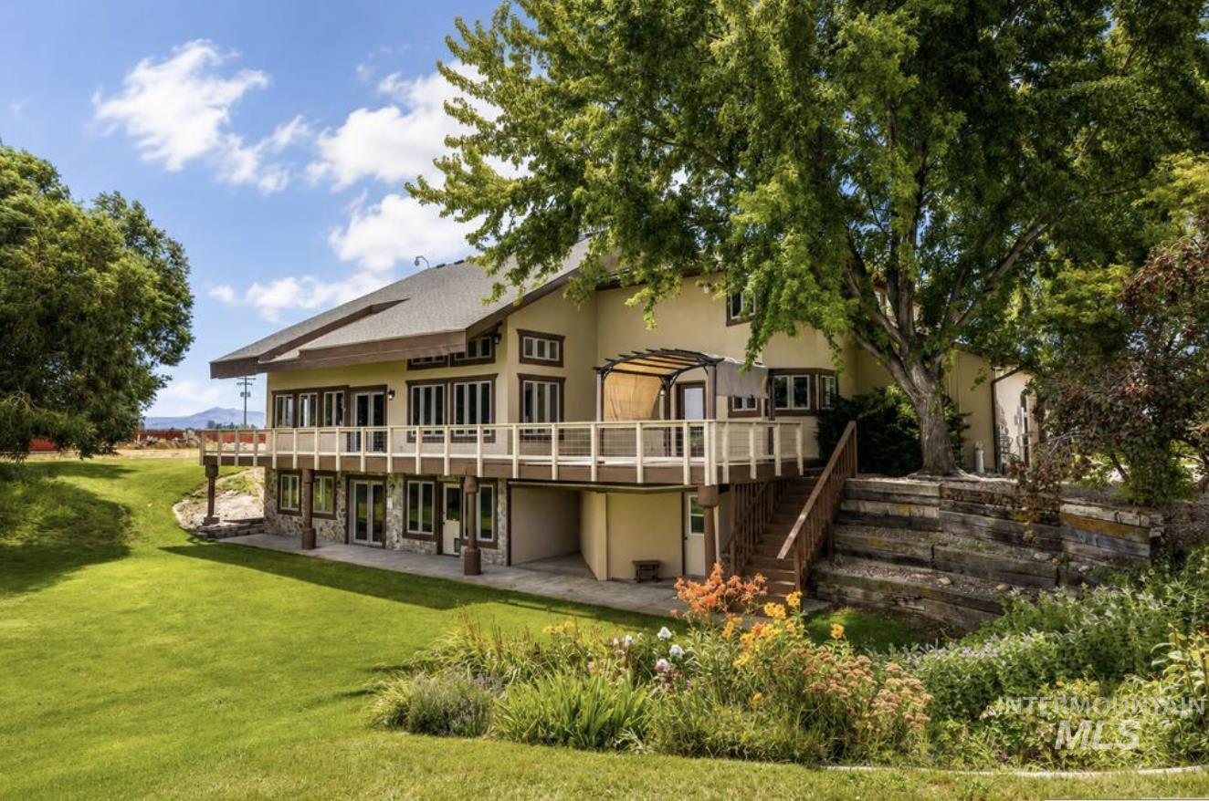 144 E 400 N, Blackfoot, Idaho 83221, 8 Bedrooms, 4 Bathrooms, Residential For Sale, Price $1,089,000, 98998614