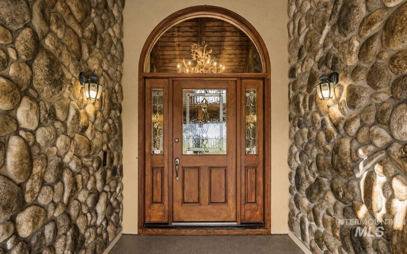 144 E 400 N, Blackfoot, Idaho 83221, 8 Bedrooms, 4 Bathrooms, Residential For Sale, Price $1,089,000, 98998614