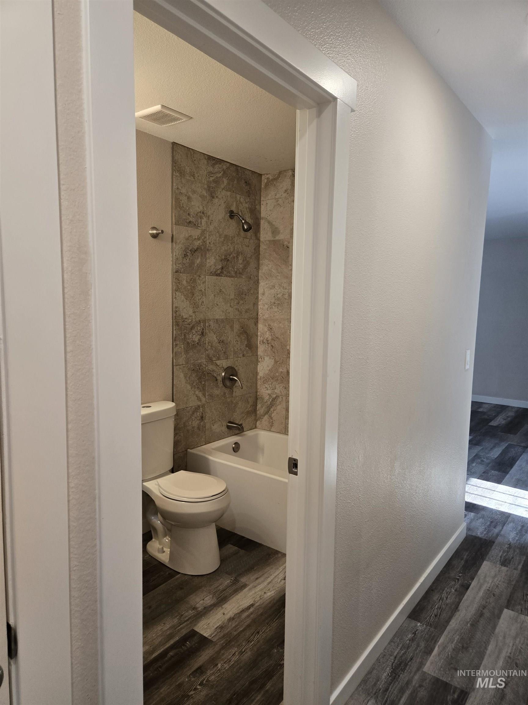 1000-1014 W Orchard Ave, Nampa, Idaho 83651, 3 Bedrooms, 2 Bathrooms, Residential Income For Sale, Price $2,100,000, 98998615