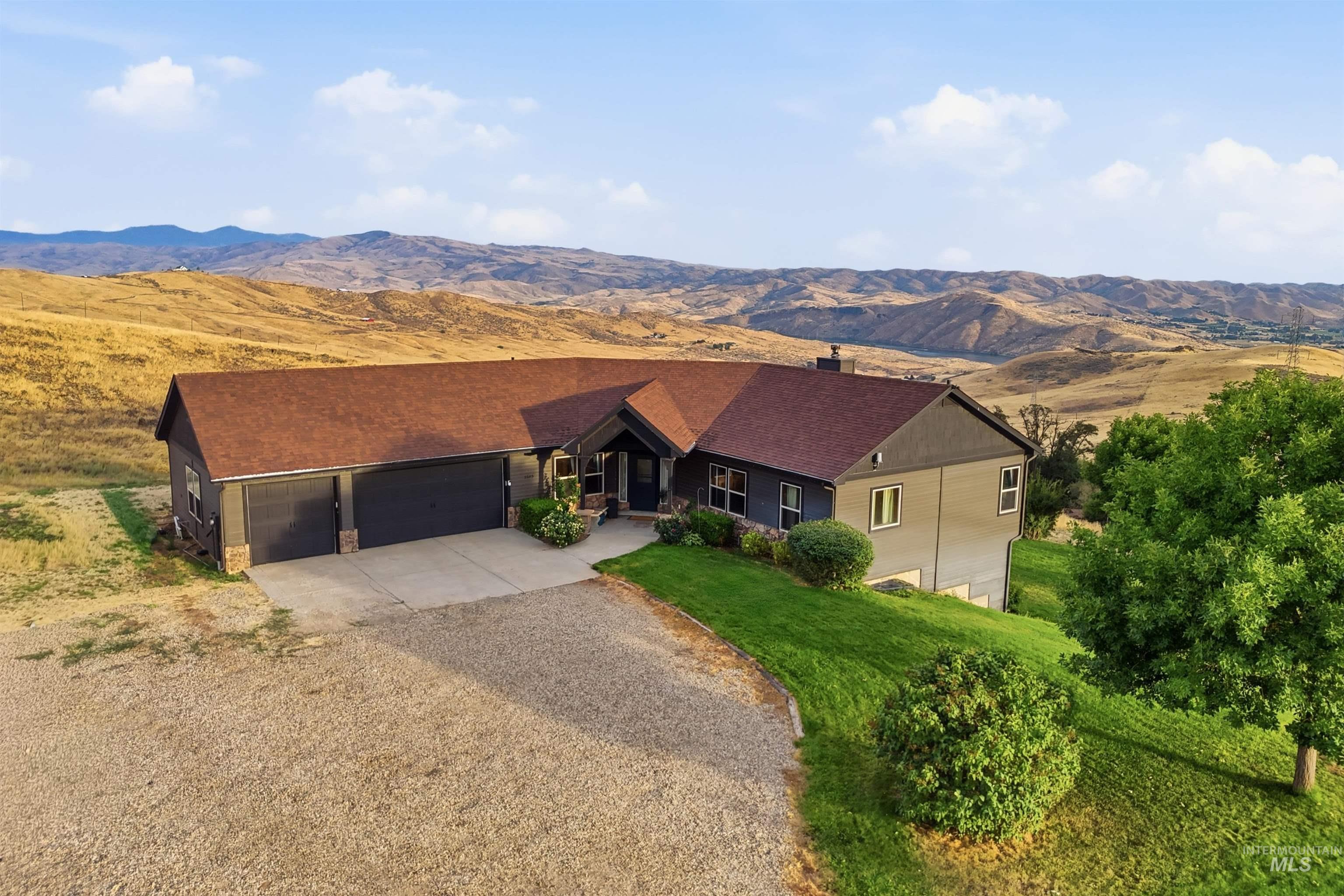 3645 Butte Rd, Emmett, Idaho 83617, 5 Bedrooms, 3 Bathrooms, Residential For Sale, Price $889,000,MLS 98998616