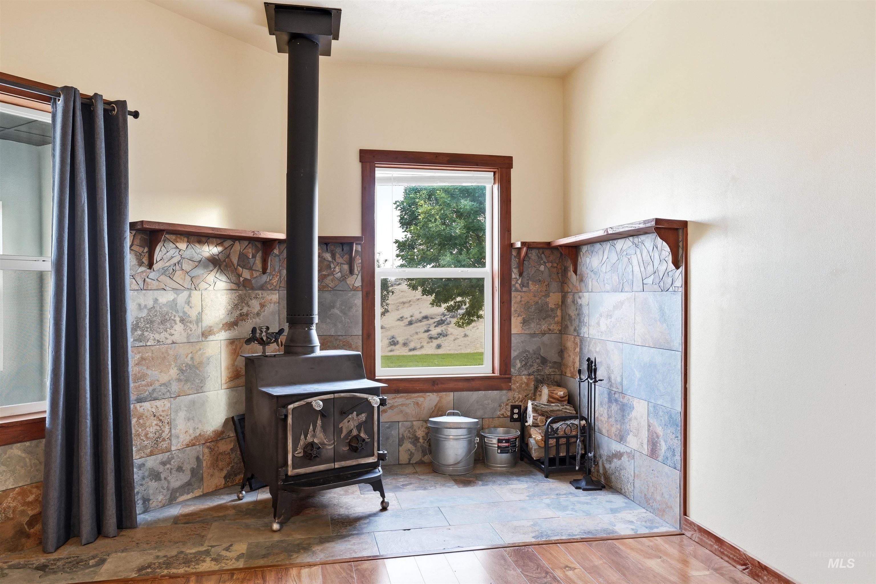3645 Butte Rd, Emmett, Idaho 83617, 5 Bedrooms, 3 Bathrooms, Residential For Sale, Price $889,000,MLS 98998616