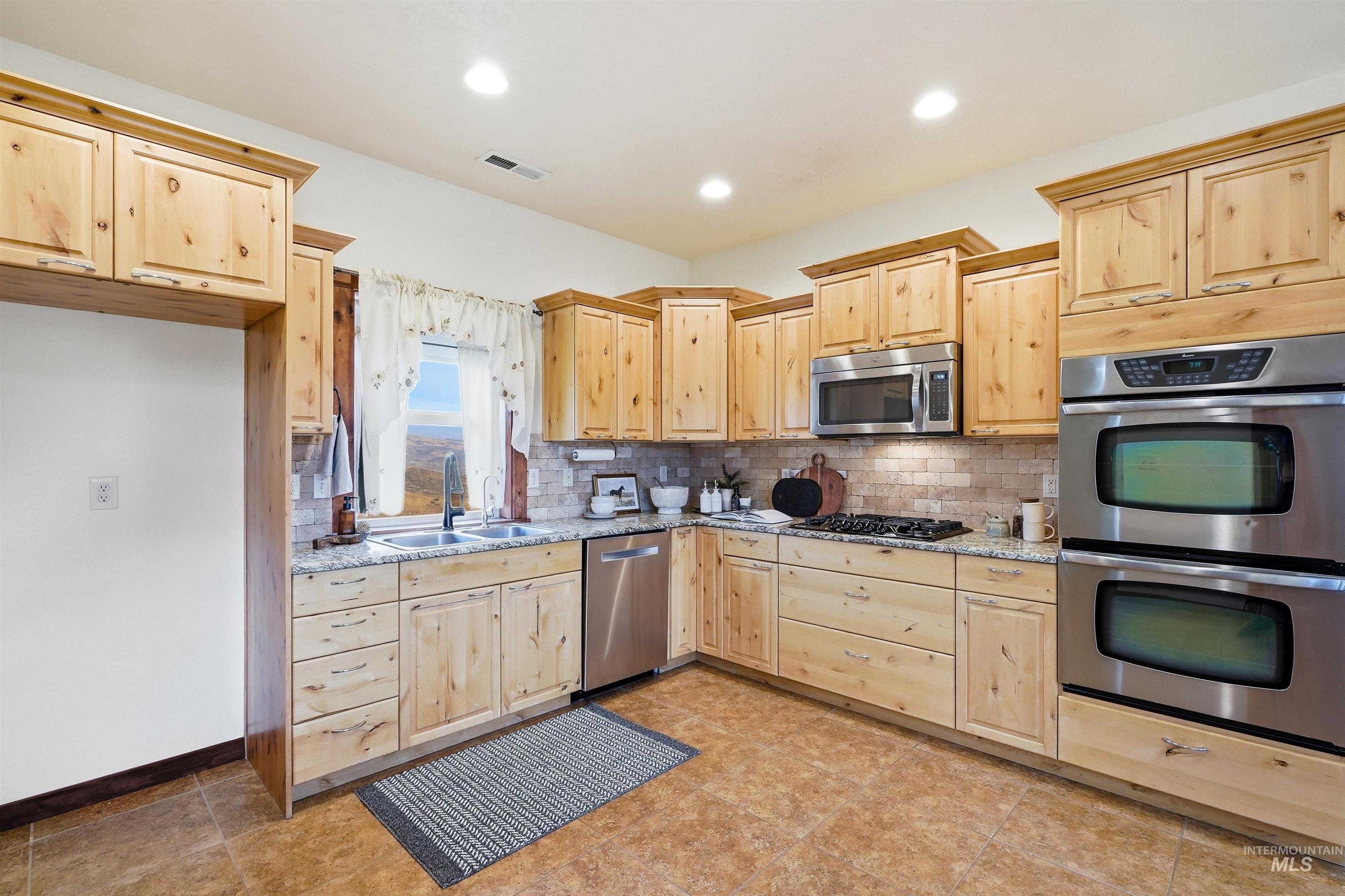 3645 Butte Rd, Emmett, Idaho 83617, 5 Bedrooms, 3 Bathrooms, Residential For Sale, Price $889,000,MLS 98998616