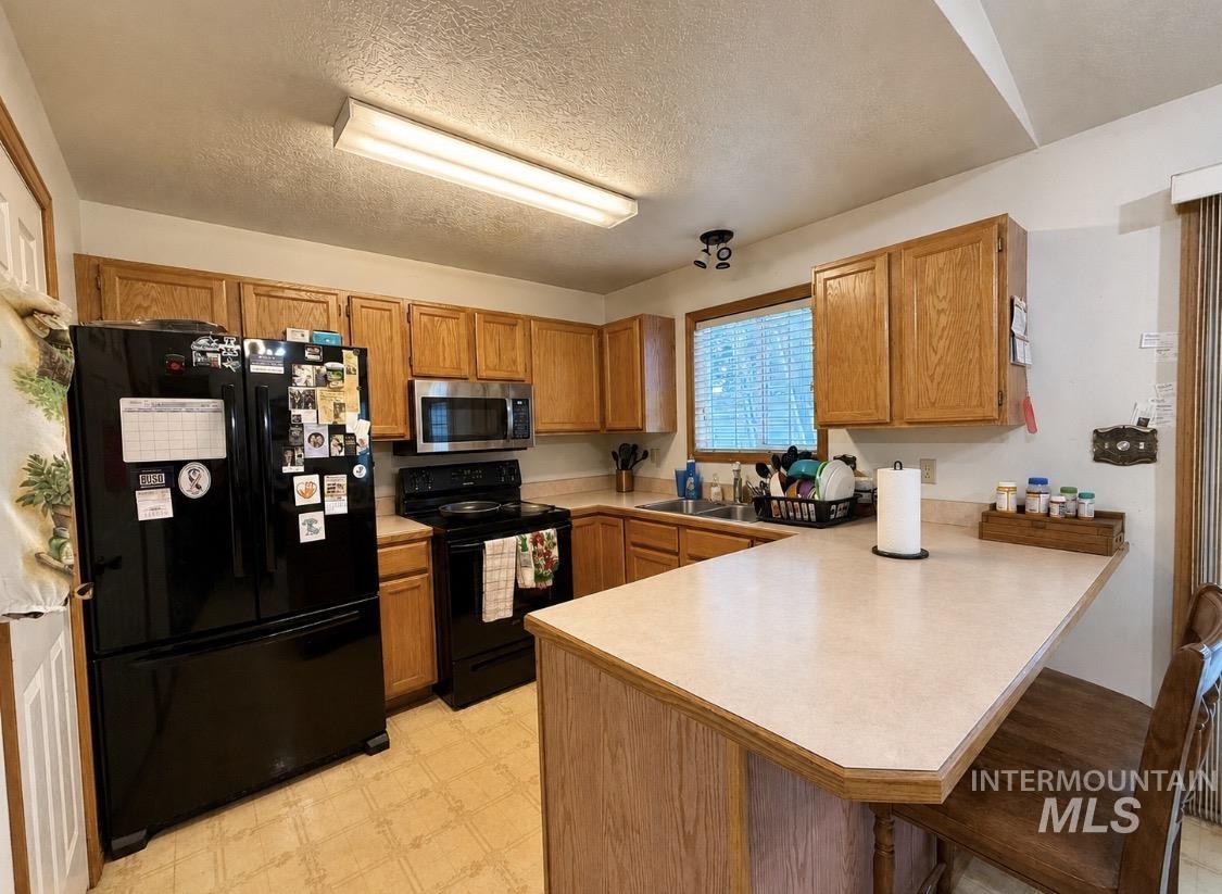 2917 Janis Way, Burley, Idaho 83318, 4 Bedrooms, 2 Bathrooms, Residential For Sale, Price $333,000,MLS 98998617