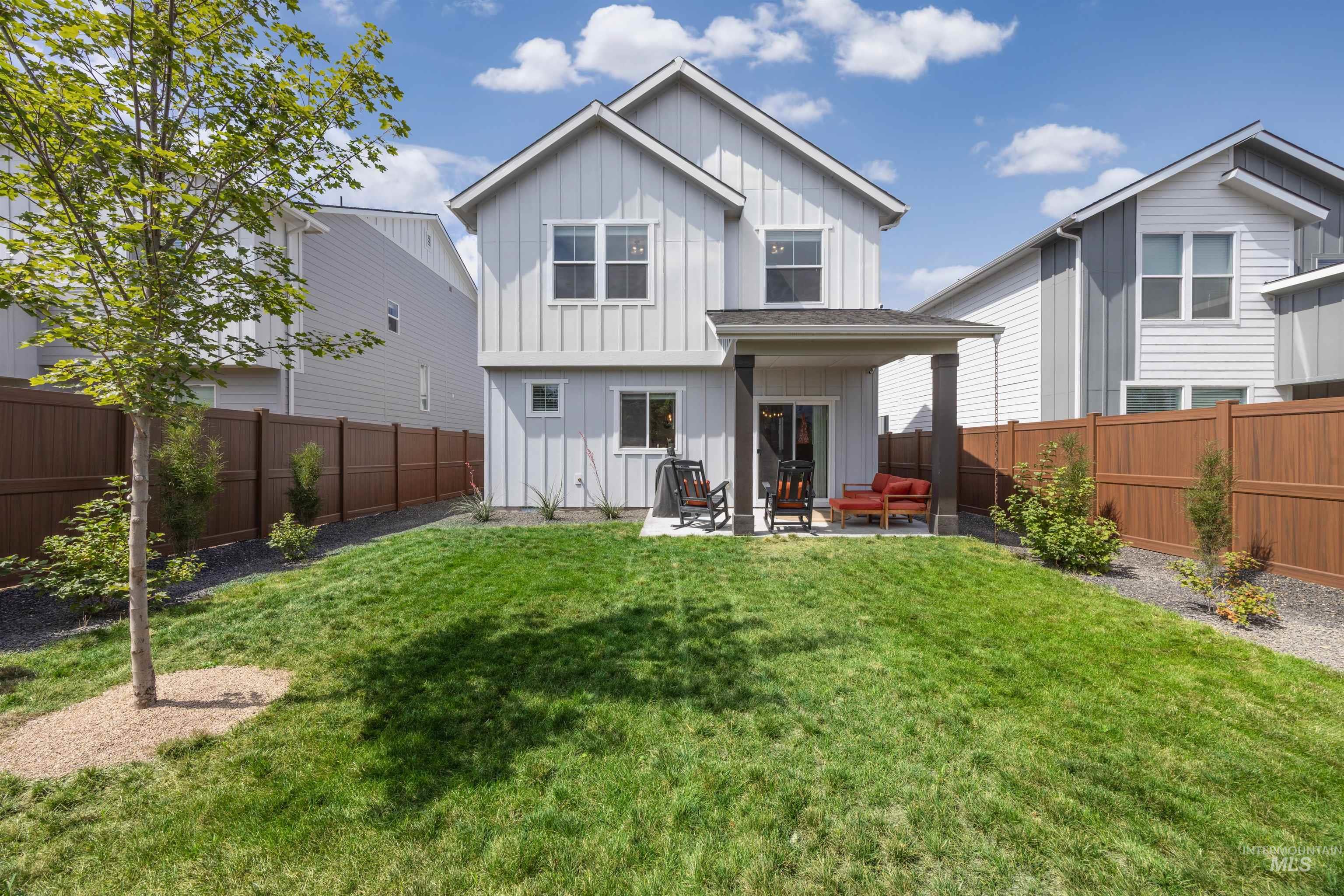 6928 S Chinook Ave, Boise, Idaho 83709, 3 Bedrooms, 2.5 Bathrooms, Residential For Sale, Price $520,000,MLS 98998618