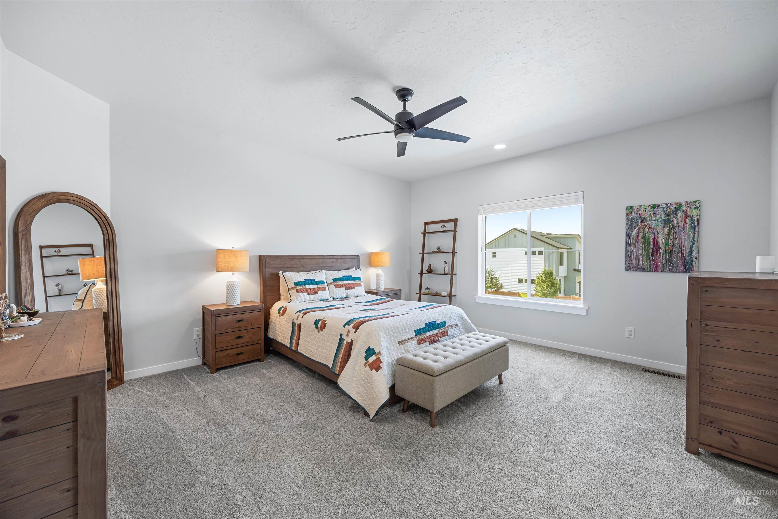 6928 S Chinook Ave, Boise, Idaho 83709, 3 Bedrooms, 2.5 Bathrooms, Residential For Sale, Price $520,000, 98998618