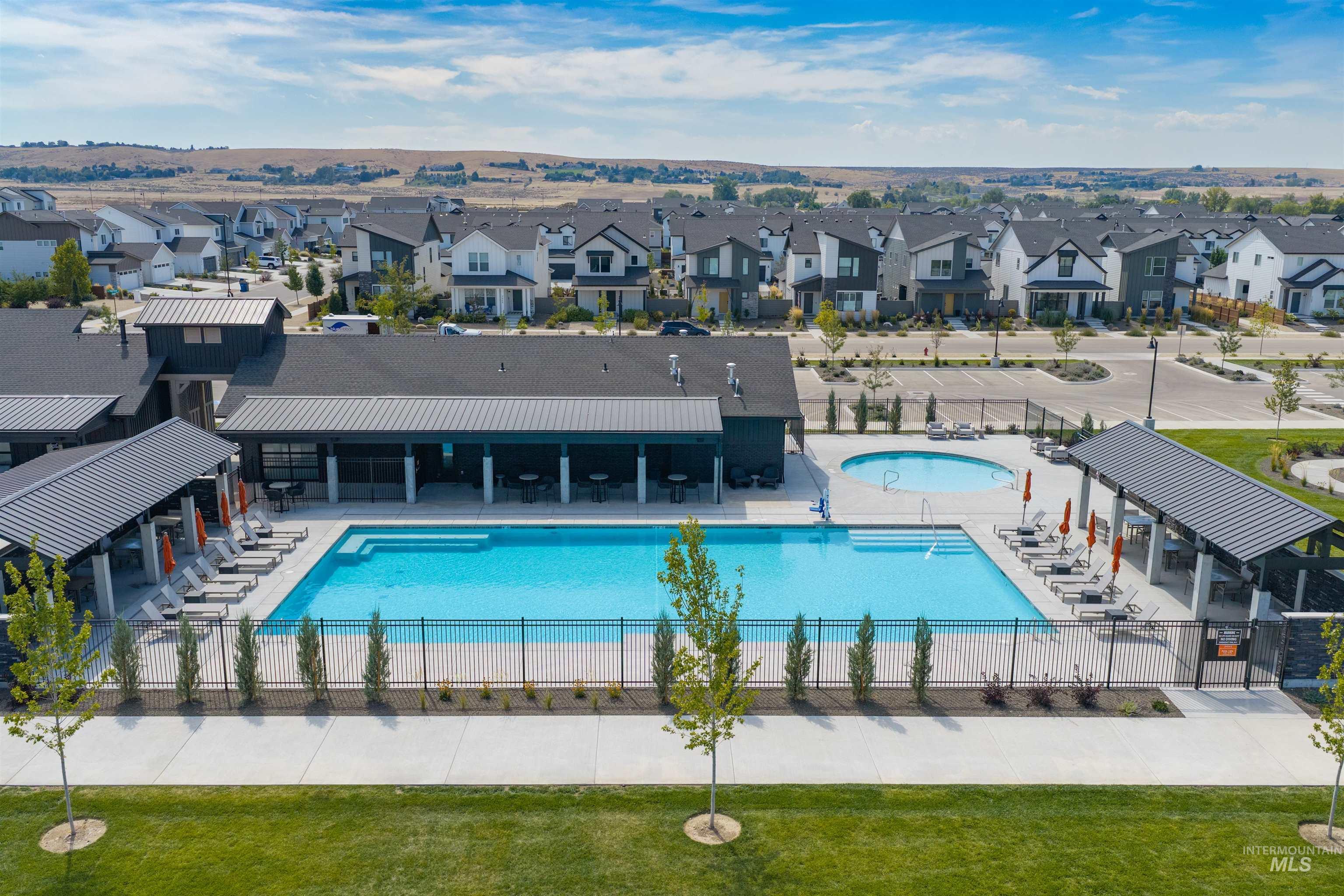 6928 S Chinook Ave, Boise, Idaho 83709, 3 Bedrooms, 2.5 Bathrooms, Residential For Sale, Price $520,000,MLS 98998618