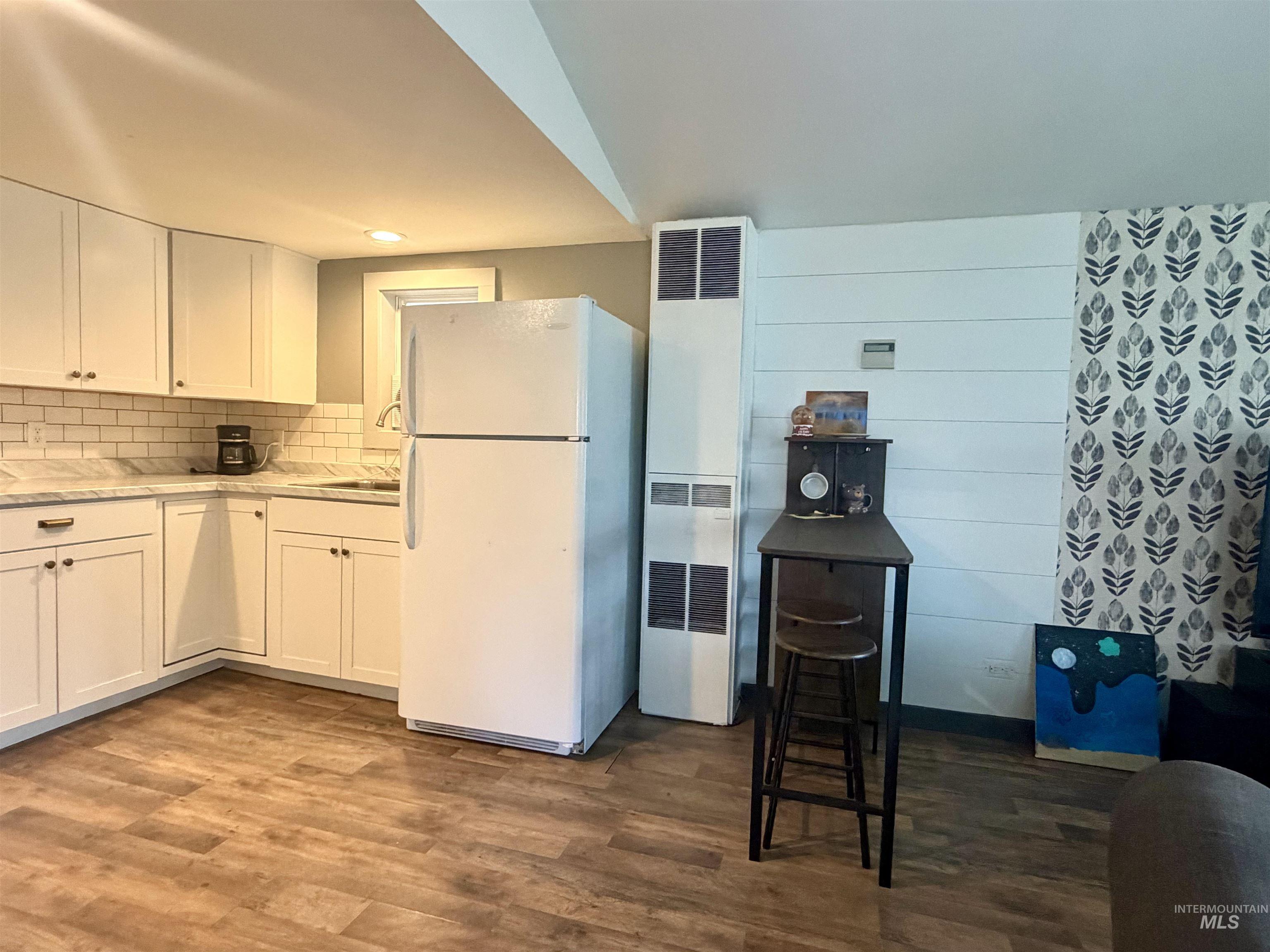 314 W Willow, Fairfield, Idaho 83327, 2 Bedrooms, 2 Bathrooms, Residential For Sale, Price $313,000,MLS 98998619