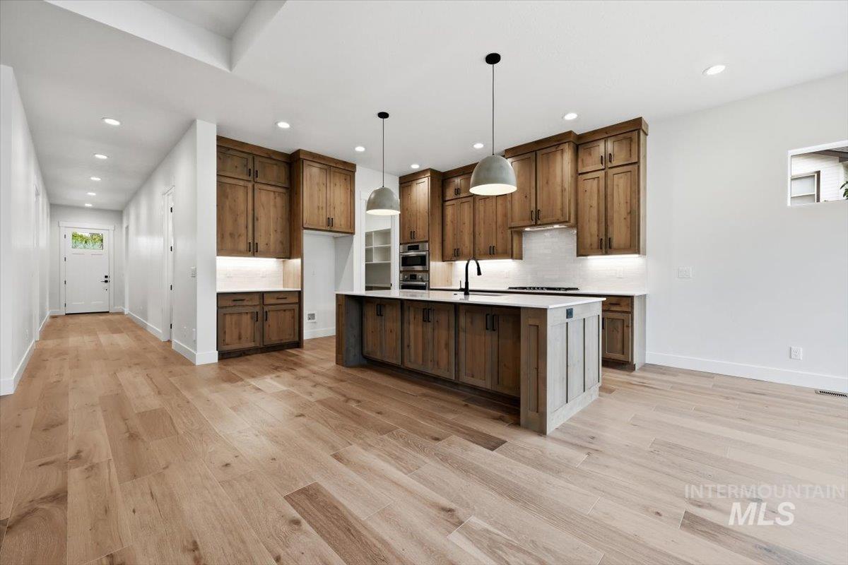 410 W Flour Mill Court, Middleton, Idaho 83644, 3 Bedrooms, 2.5 Bathrooms, Residential For Sale, Price $699,900,MLS 98998620