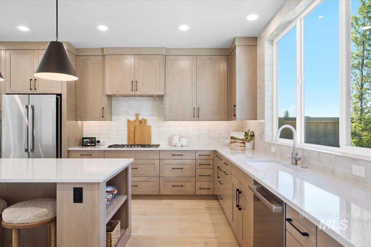 6161 S Apex Ave, Meridian, Idaho 83642, 3 Bedrooms, 3 Bathrooms, Residential For Sale, Price $732,850,MLS 98998621