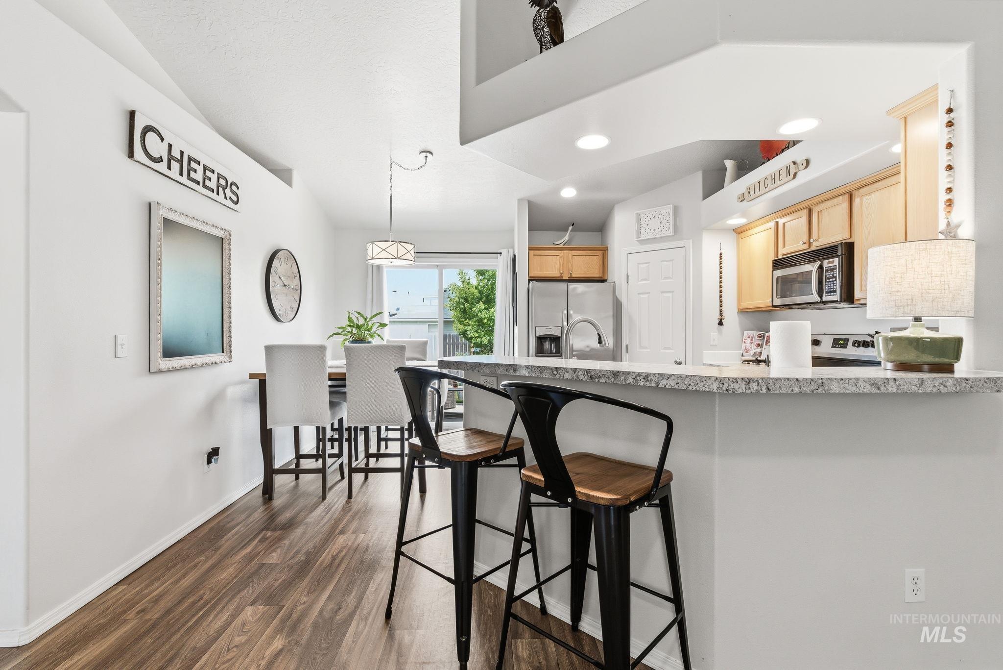 19690 Cumberland Way, Caldwell, Idaho 83605, 3 Bedrooms, 2 Bathrooms, Residential For Sale, Price $399,900,MLS 98998623