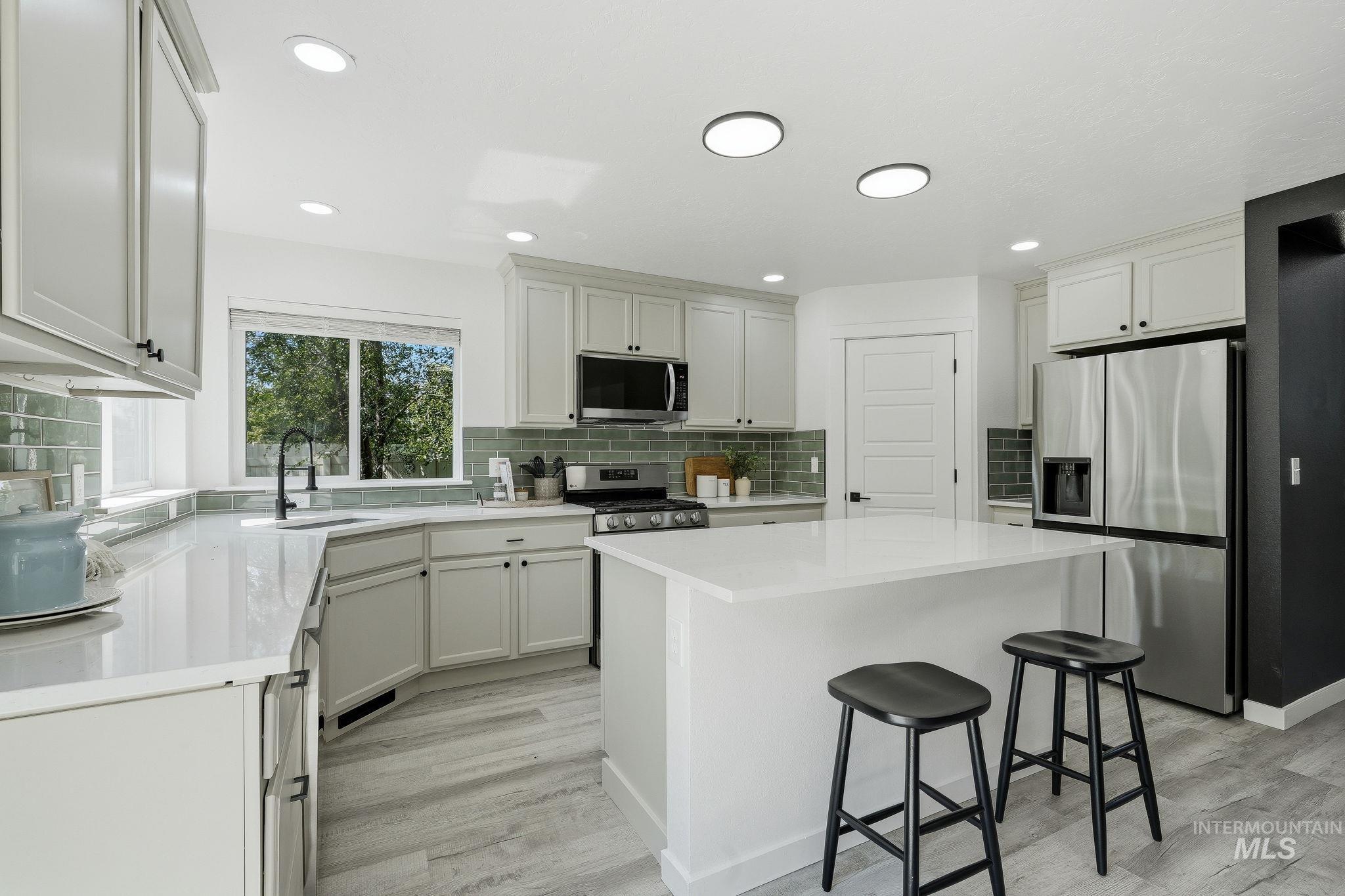 865 E Rose Island Dr, Nampa, Idaho 83686, 5 Bedrooms, 2.5 Bathrooms, Residential For Sale, Price $525,000,MLS 98998625
