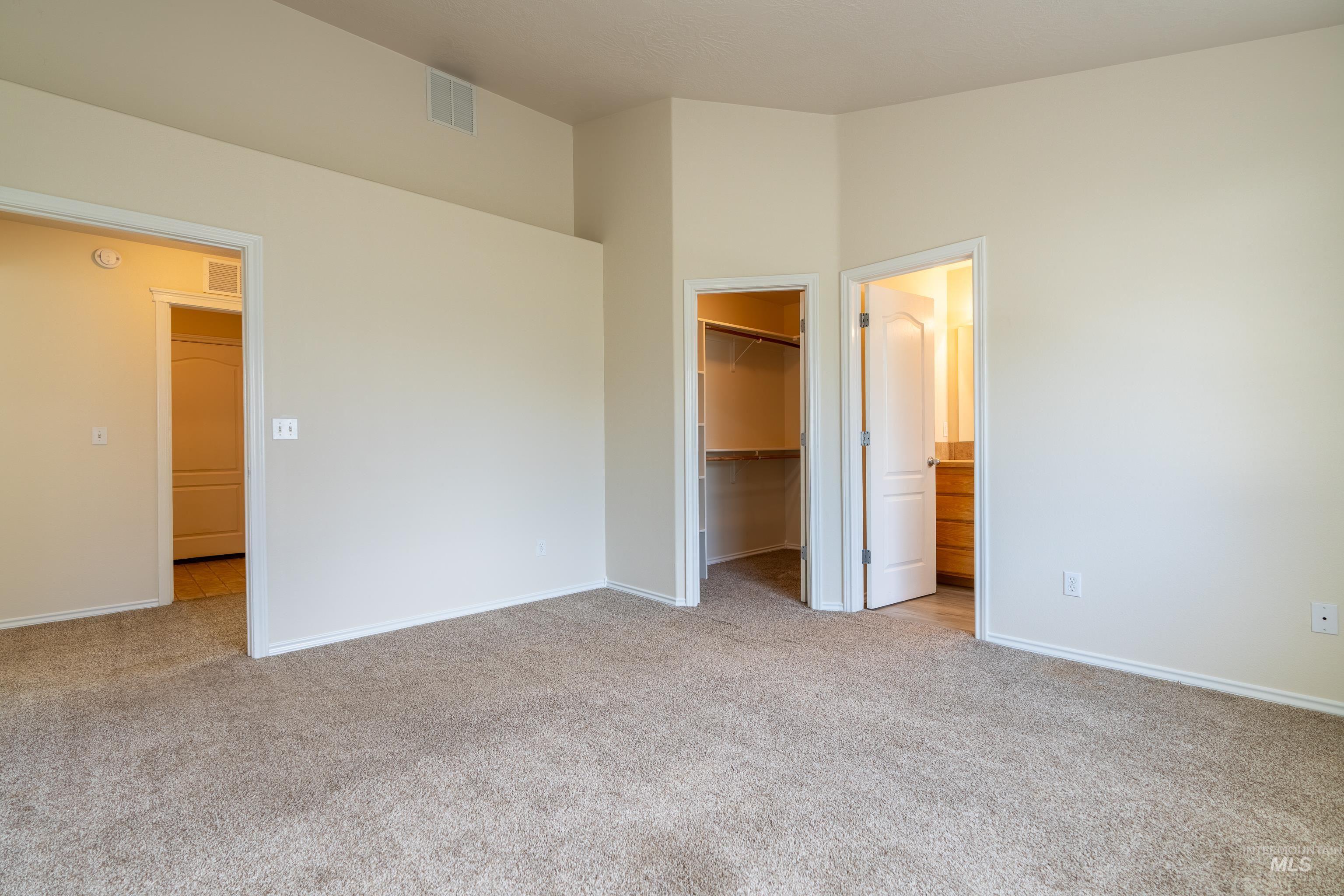 5263 N Arezzo Ave., Meridian, Idaho 83646, 4 Bedrooms, 2 Bathrooms, Residential For Sale, Price $425,000,MLS 98998626