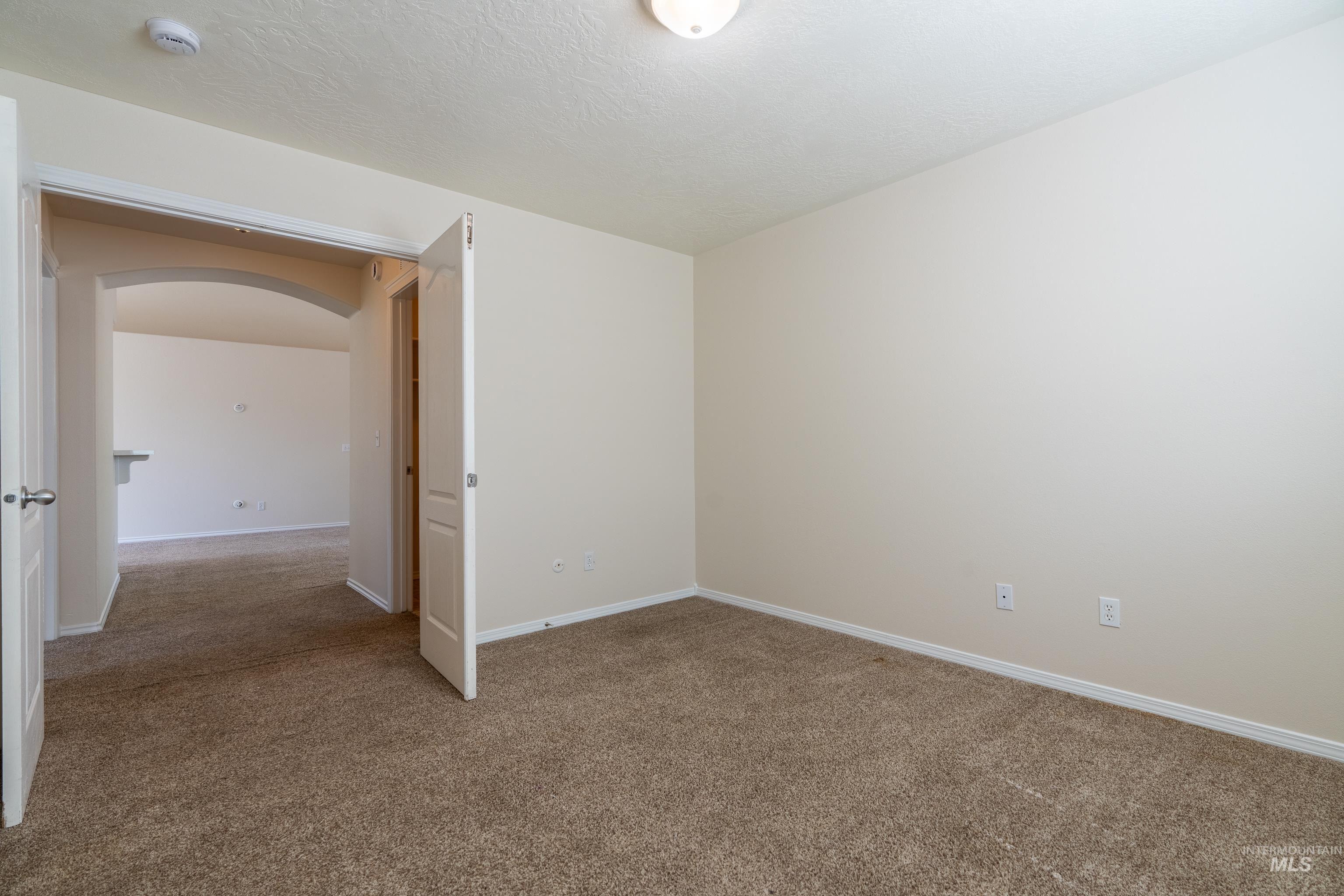 5263 N Arezzo Ave., Meridian, Idaho 83646, 4 Bedrooms, 2 Bathrooms, Residential For Sale, Price $425,000,MLS 98998626