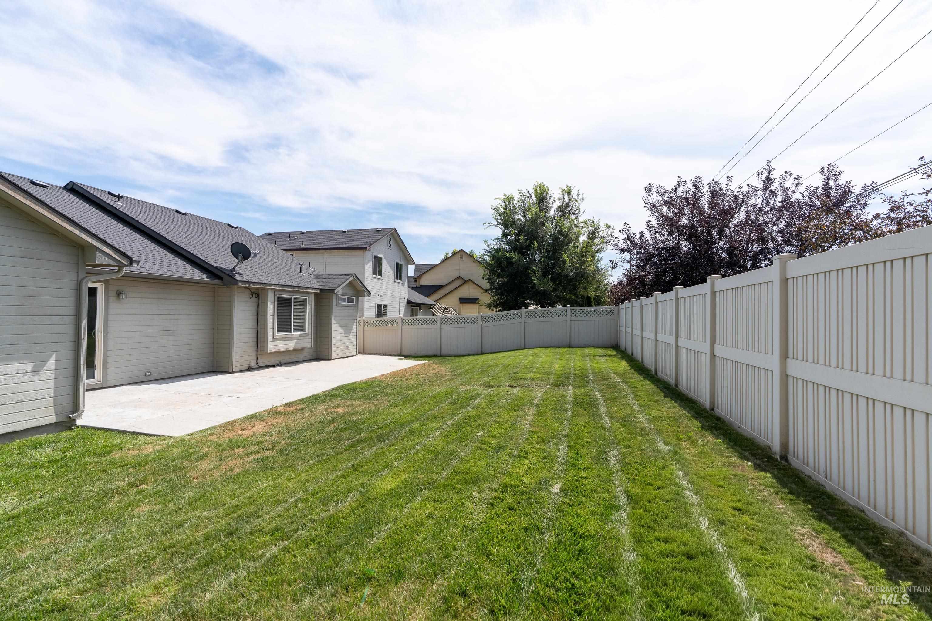 5263 N Arezzo Ave., Meridian, Idaho 83646, 4 Bedrooms, 2 Bathrooms, Residential For Sale, Price $425,000,MLS 98998626