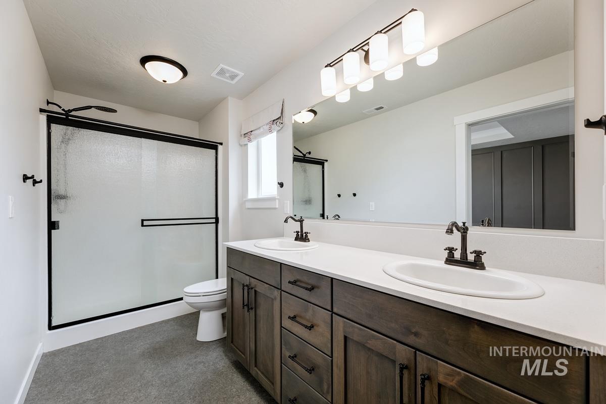 122 W Hyndman Drive, Meridian, Idaho 83642, 3 Bedrooms, 2 Bathrooms, Residential For Sale, Price $459,000,MLS 98998633