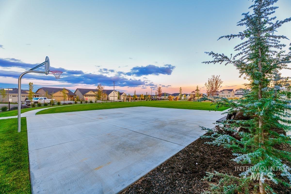 122 W Hyndman Drive, Meridian, Idaho 83642, 3 Bedrooms, 2 Bathrooms, Residential For Sale, Price $459,000,MLS 98998633