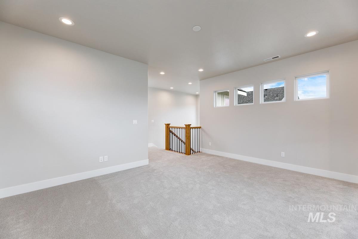 5826 S Zaivcla Ave, Meridian, Idaho 83642, 4 Bedrooms, 4 Bathrooms, Residential For Sale, Price $941,147, 98998636