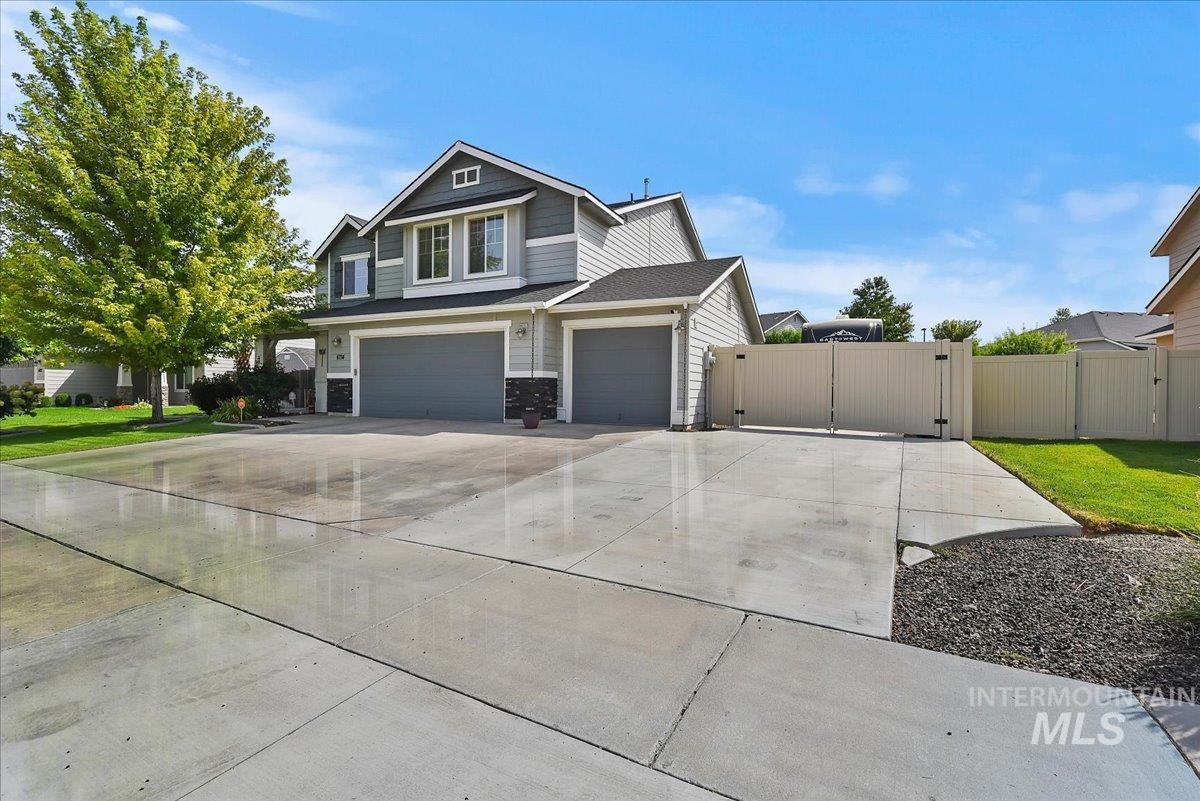 6714 E Harrington Dr, Nampa, Idaho 83646, 5 Bedrooms, 2.5 Bathrooms, Residential For Sale, Price $499,900,MLS 98998638