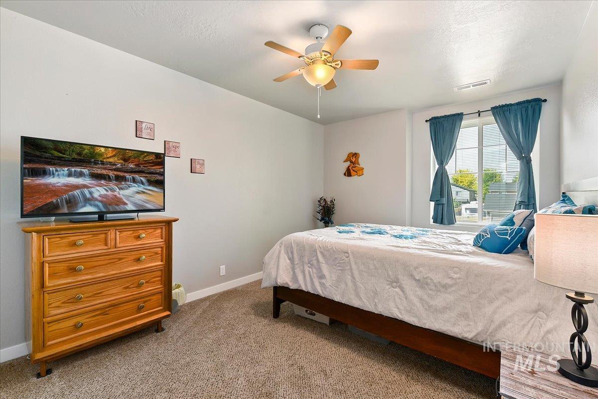6714 E Harrington Dr, Nampa, Idaho 83646, 5 Bedrooms, 2.5 Bathrooms, Residential For Sale, Price $499,900,MLS 98998638
