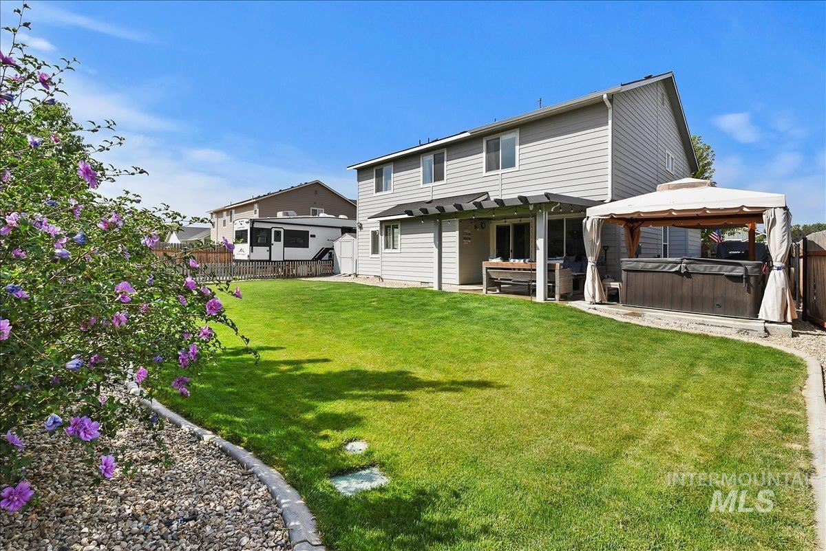 6714 E Harrington Dr, Nampa, Idaho 83646, 5 Bedrooms, 2.5 Bathrooms, Residential For Sale, Price $499,900,MLS 98998638