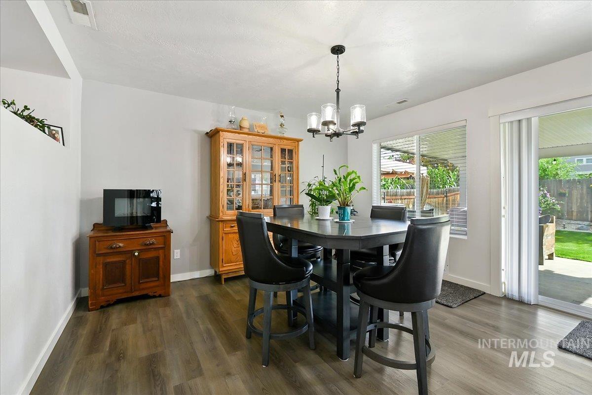 6714 E Harrington Dr, Nampa, Idaho 83646, 5 Bedrooms, 2.5 Bathrooms, Residential For Sale, Price $499,900,MLS 98998638