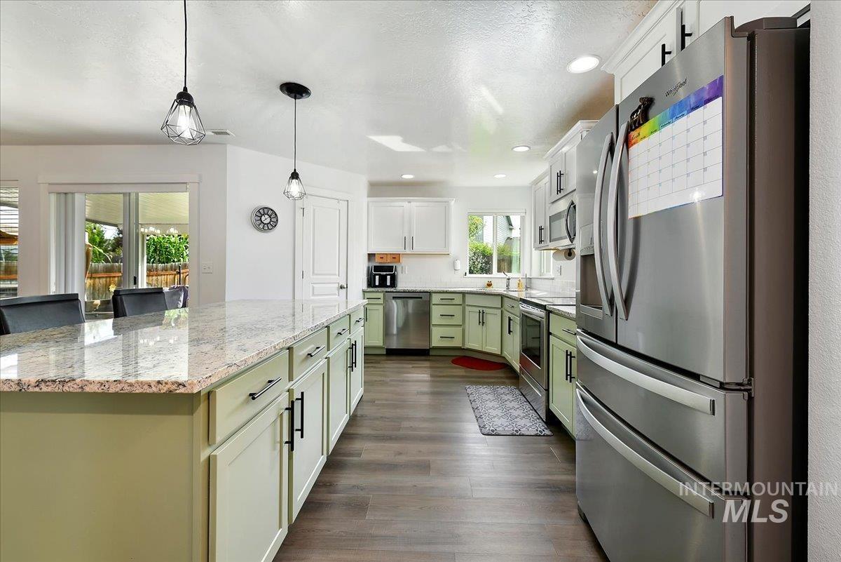 6714 E Harrington Dr, Nampa, Idaho 83646, 5 Bedrooms, 2.5 Bathrooms, Residential For Sale, Price $499,900,MLS 98998638