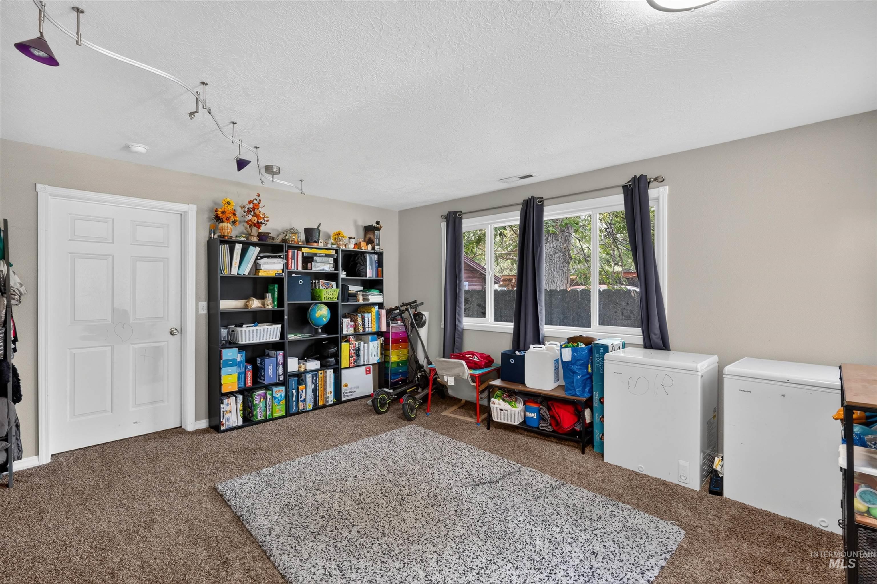 2805 W Moore St, Boise, Idaho 83702, 2 Bedrooms, 2 Bathrooms, Residential Income For Sale, Price $1,290,000,MLS 98998642