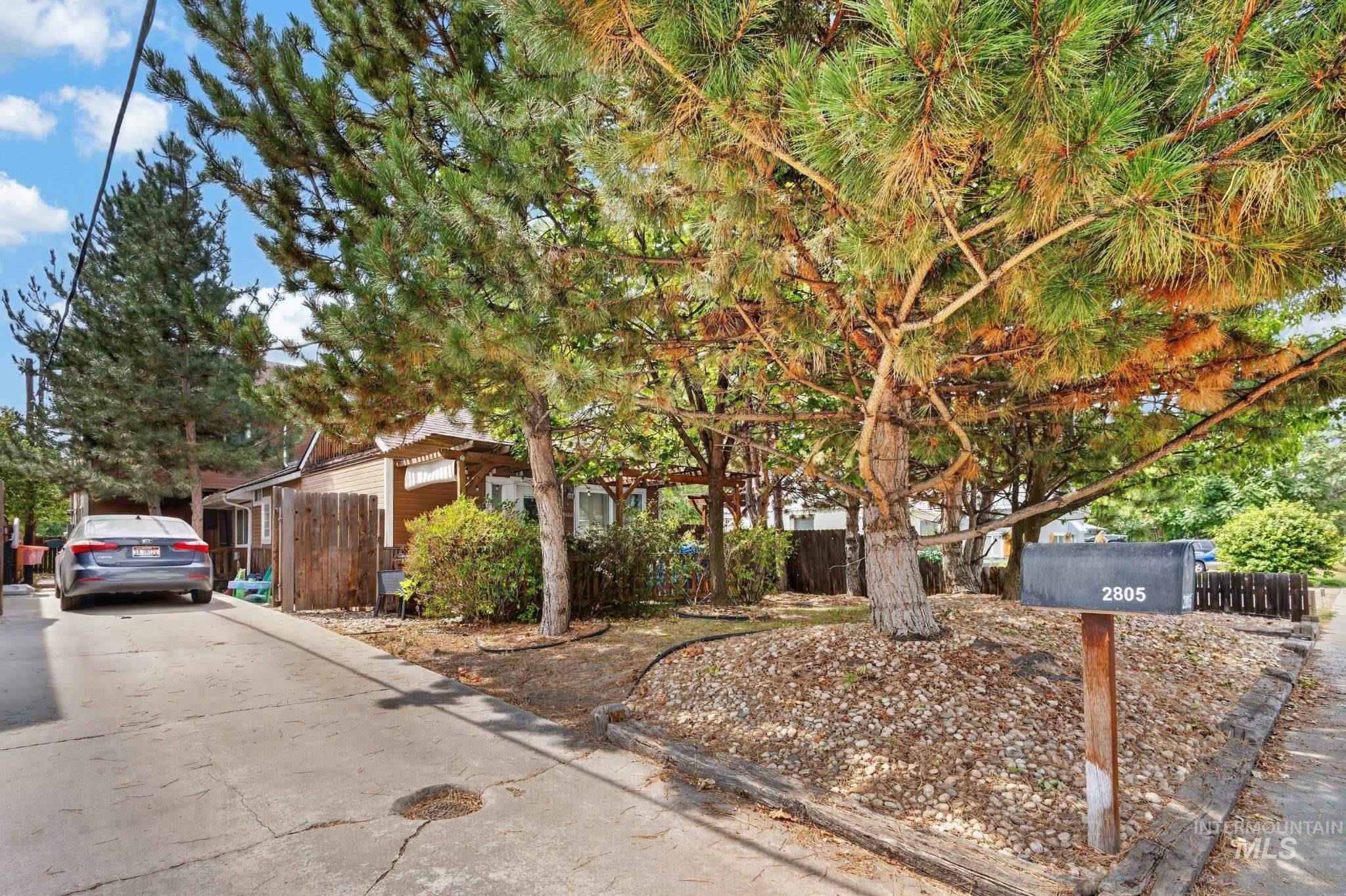 2805 W Moore St, Boise, Idaho 83702, 2 Bedrooms, 2 Bathrooms, Residential Income For Sale, Price $1,290,000,MLS 98998642