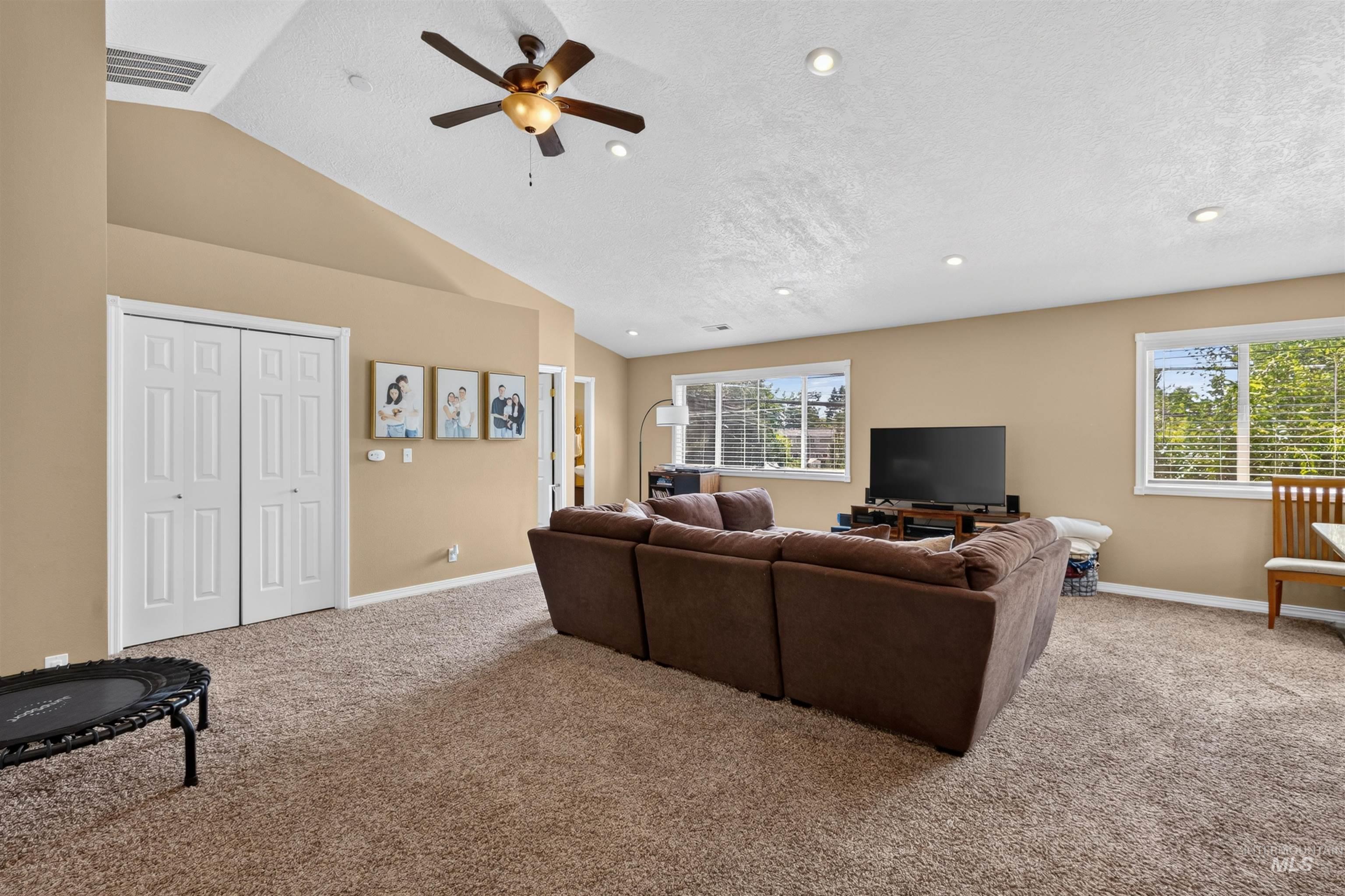 2805 W Moore St, Boise, Idaho 83702, 2 Bedrooms, 2 Bathrooms, Residential Income For Sale, Price $1,290,000,MLS 98998642