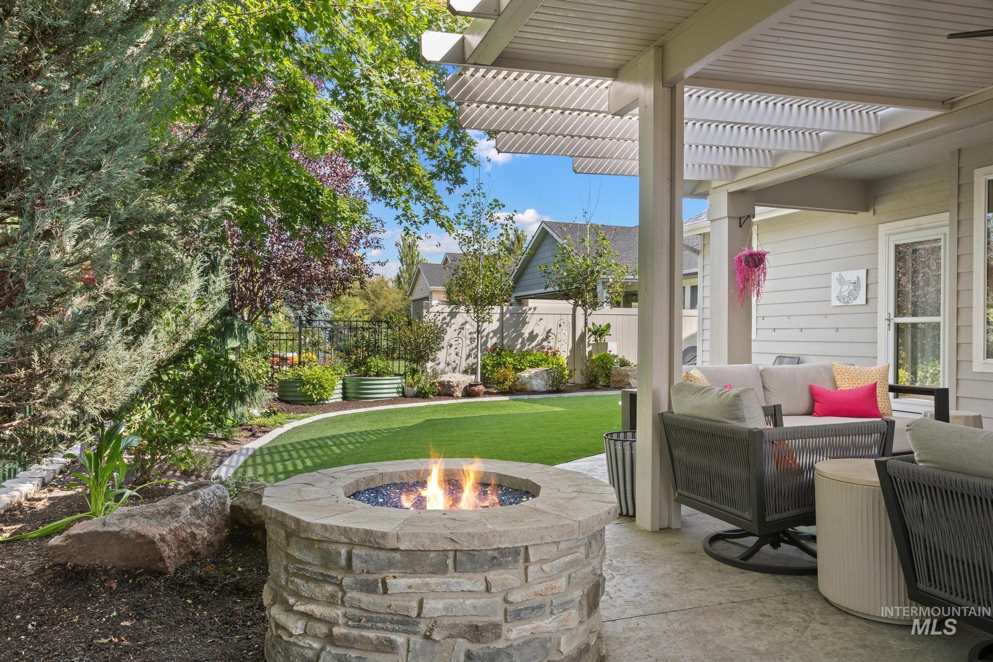 3117 S Saxony Avenue, Eagle, Idaho 83616, 4 Bedrooms, 2.5 Bathrooms, Residential For Sale, Price $774,900,MLS 98998645
