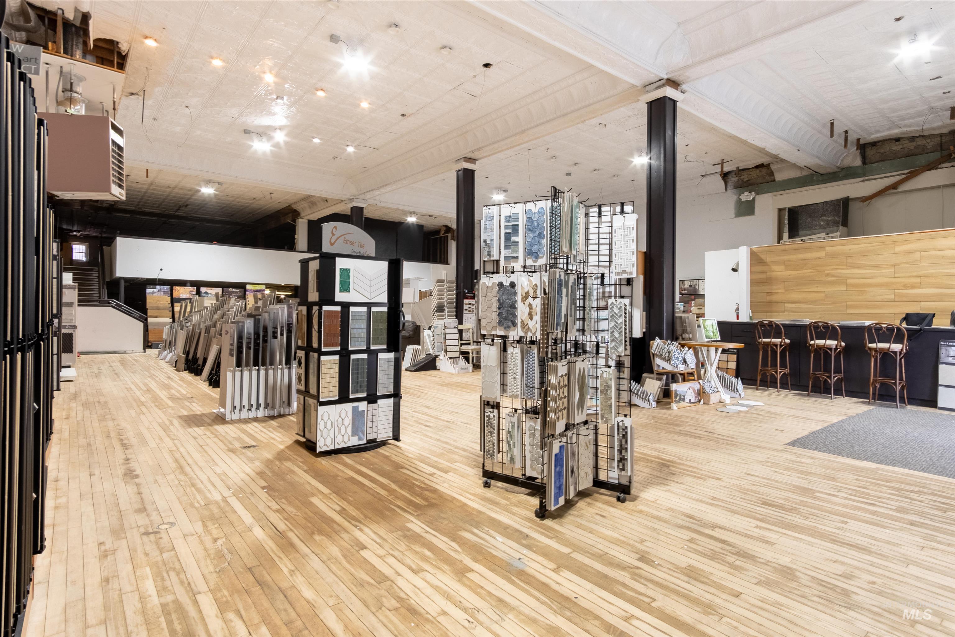 1300 Overland Ave, Burley, Idaho 83318, Business/Commercial For Sale, Price $399,000,MLS 98998648