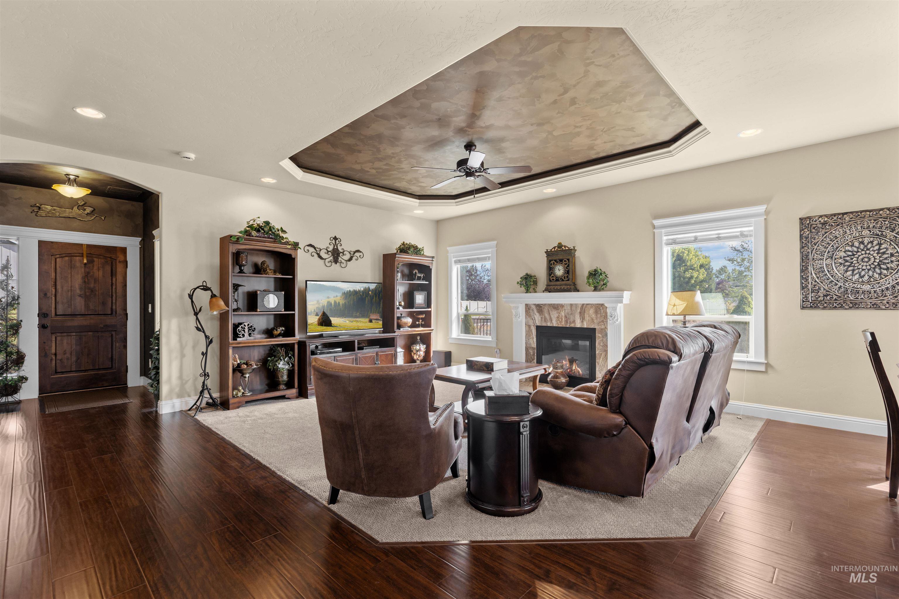 10697 W Hidden Brook Drive, Star, Idaho 83669, 3 Bedrooms, 2.5 Bathrooms, Residential For Sale, Price $549,900,MLS 98998650