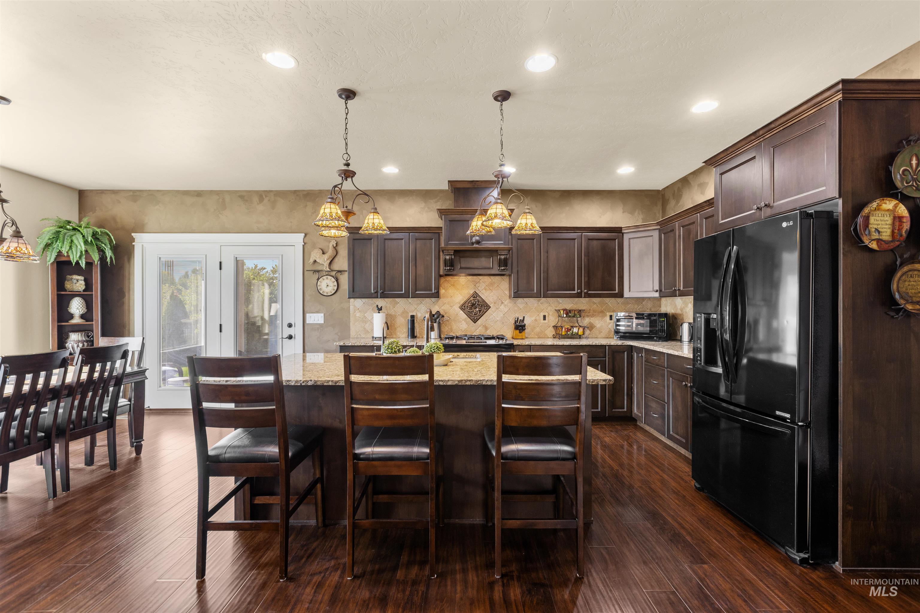 10697 W Hidden Brook Drive, Star, Idaho 83669, 3 Bedrooms, 2.5 Bathrooms, Residential For Sale, Price $549,900,MLS 98998650