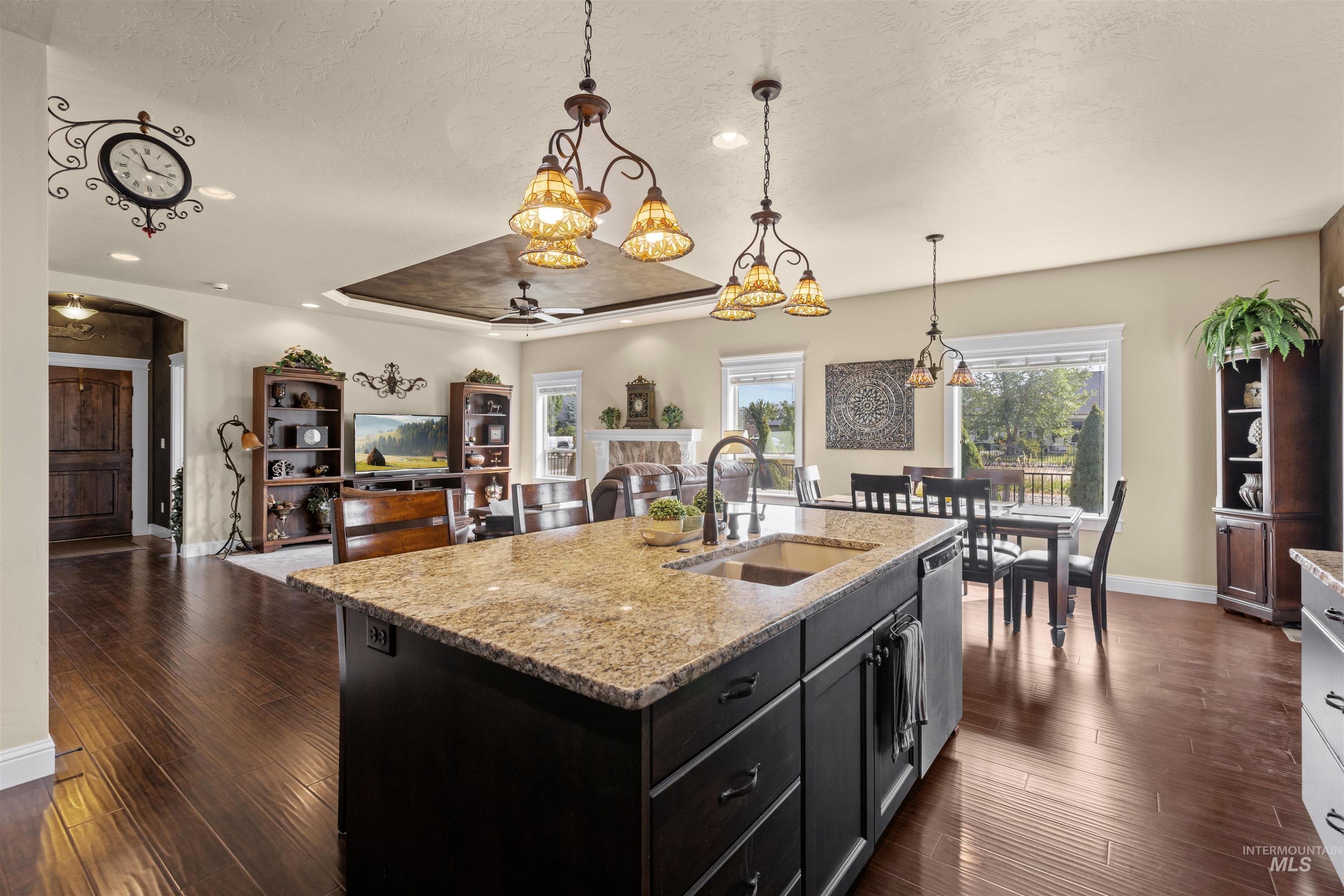 10697 W Hidden Brook Drive, Star, Idaho 83669, 3 Bedrooms, 2.5 Bathrooms, Residential For Sale, Price $549,900,MLS 98998650