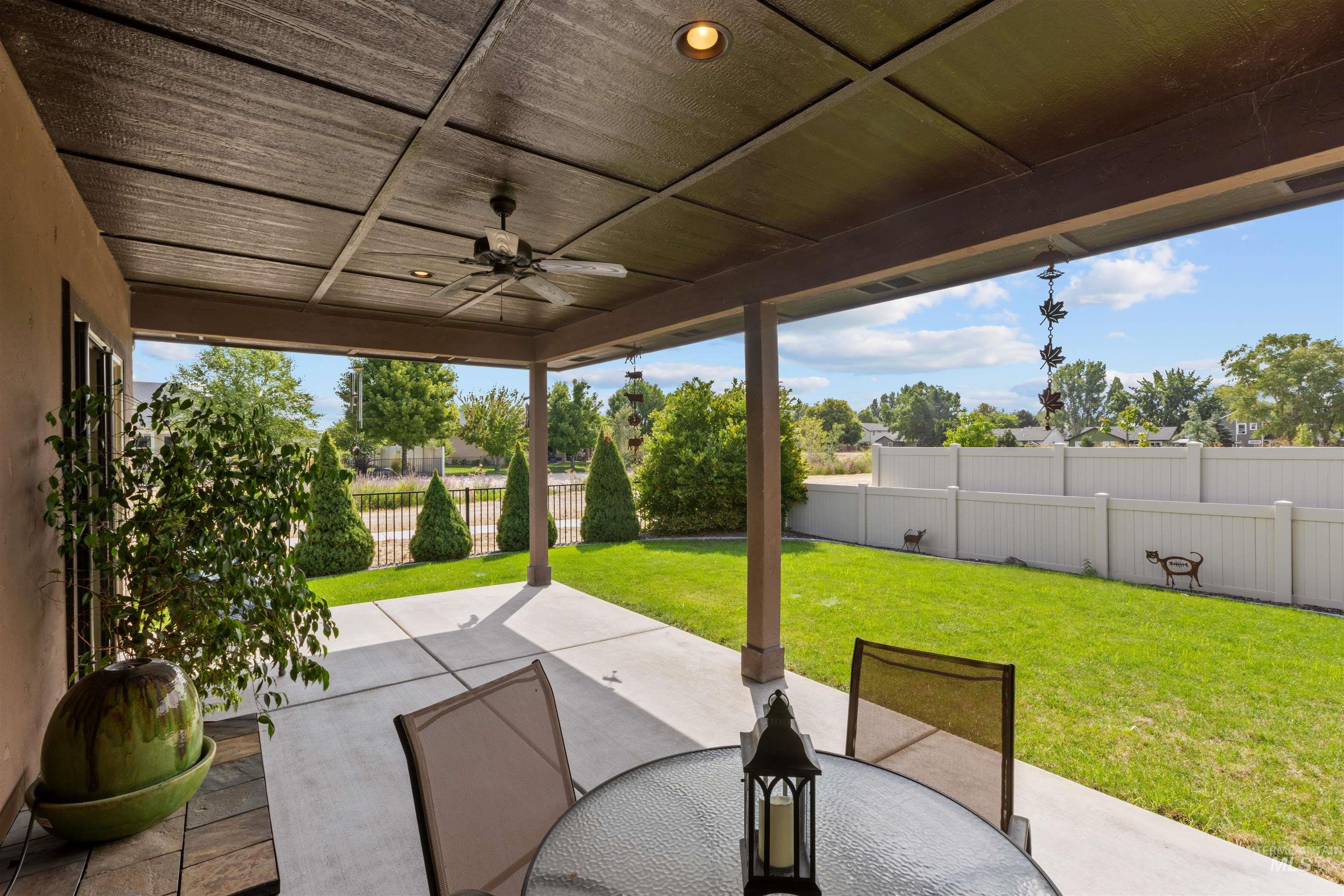10697 W Hidden Brook Drive, Star, Idaho 83669, 3 Bedrooms, 2.5 Bathrooms, Residential For Sale, Price $549,900,MLS 98998650