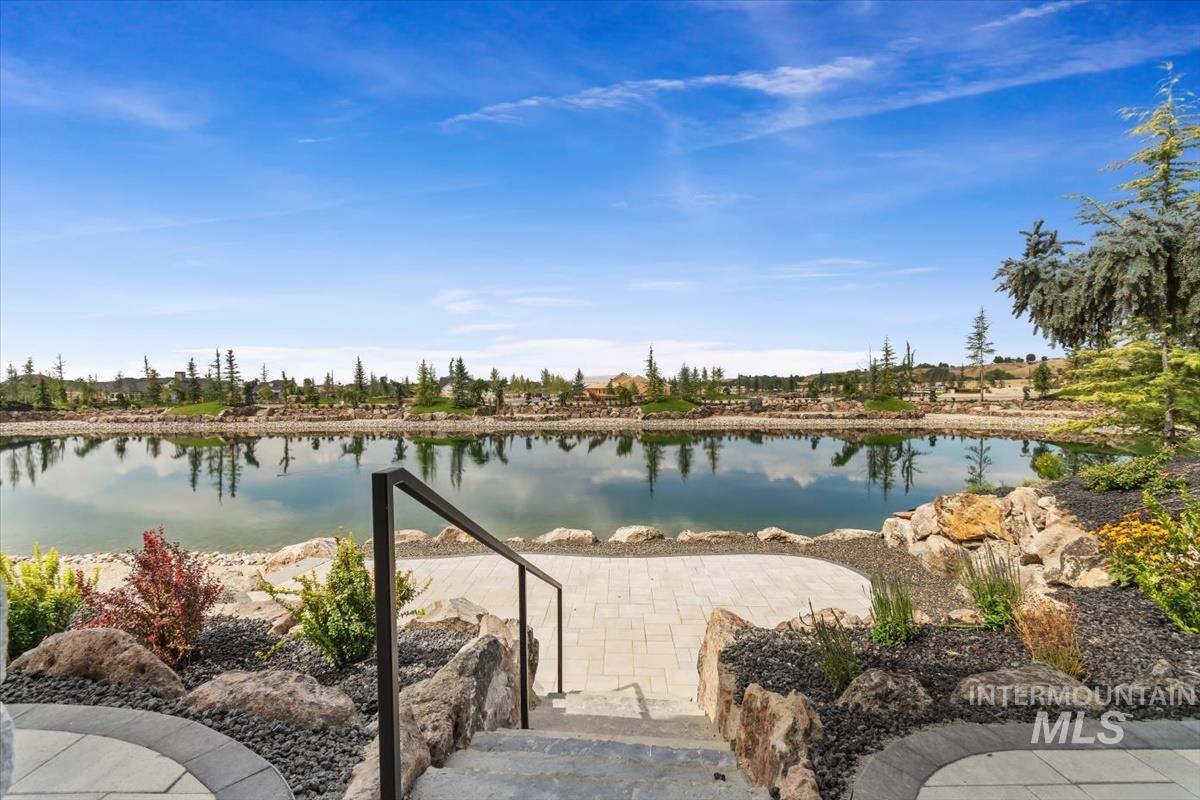 3641 N Bellrock Ave, Eagle, Idaho 83616, 5 Bedrooms, 4.5 Bathrooms, Residential For Sale, Price $2,099,000,MLS 98998652
