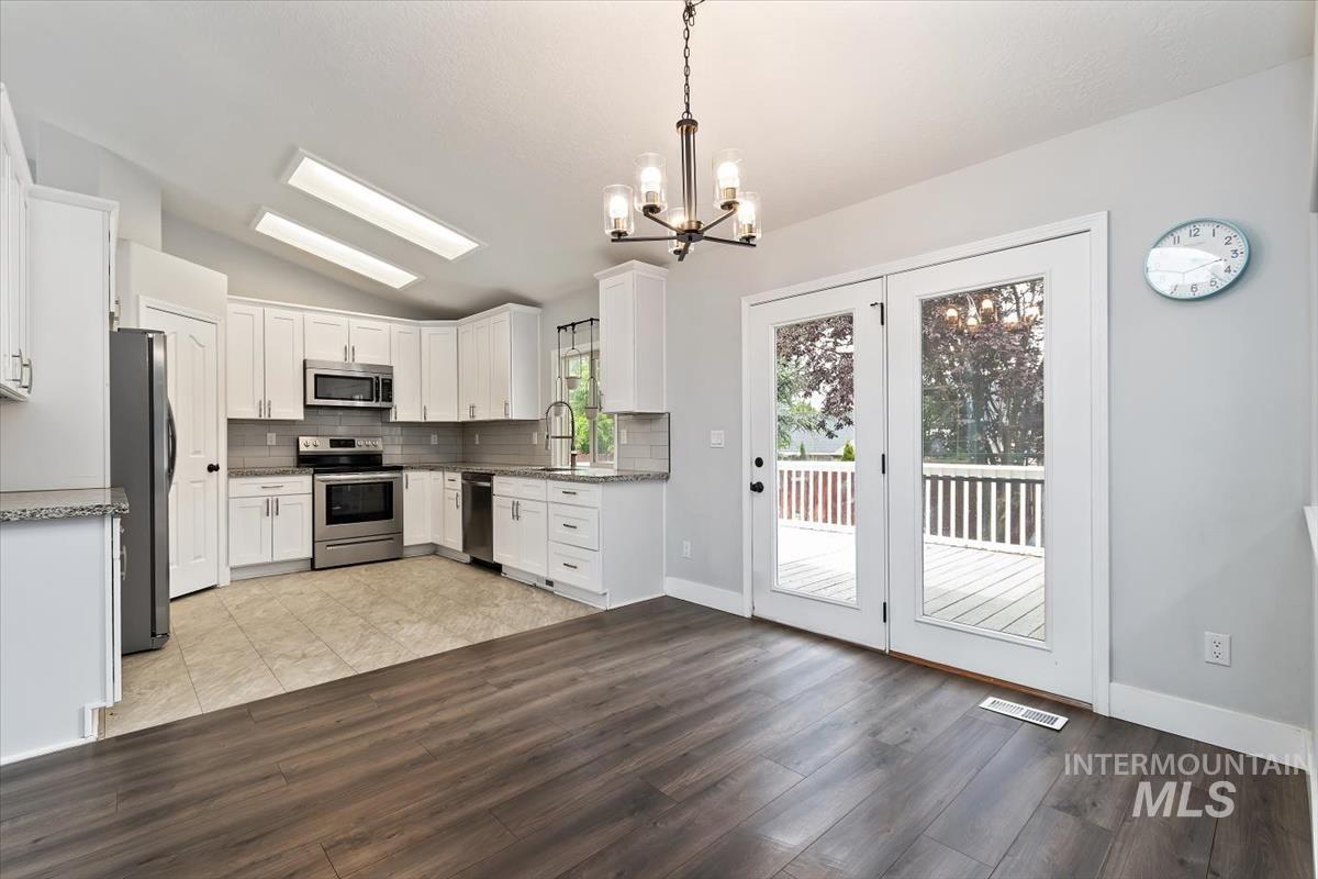 1344 N Crestmont Drive, Meridian, Idaho 83642, 4 Bedrooms, 3 Bathrooms, Rental For Rent, Price $2,995, 98998654
