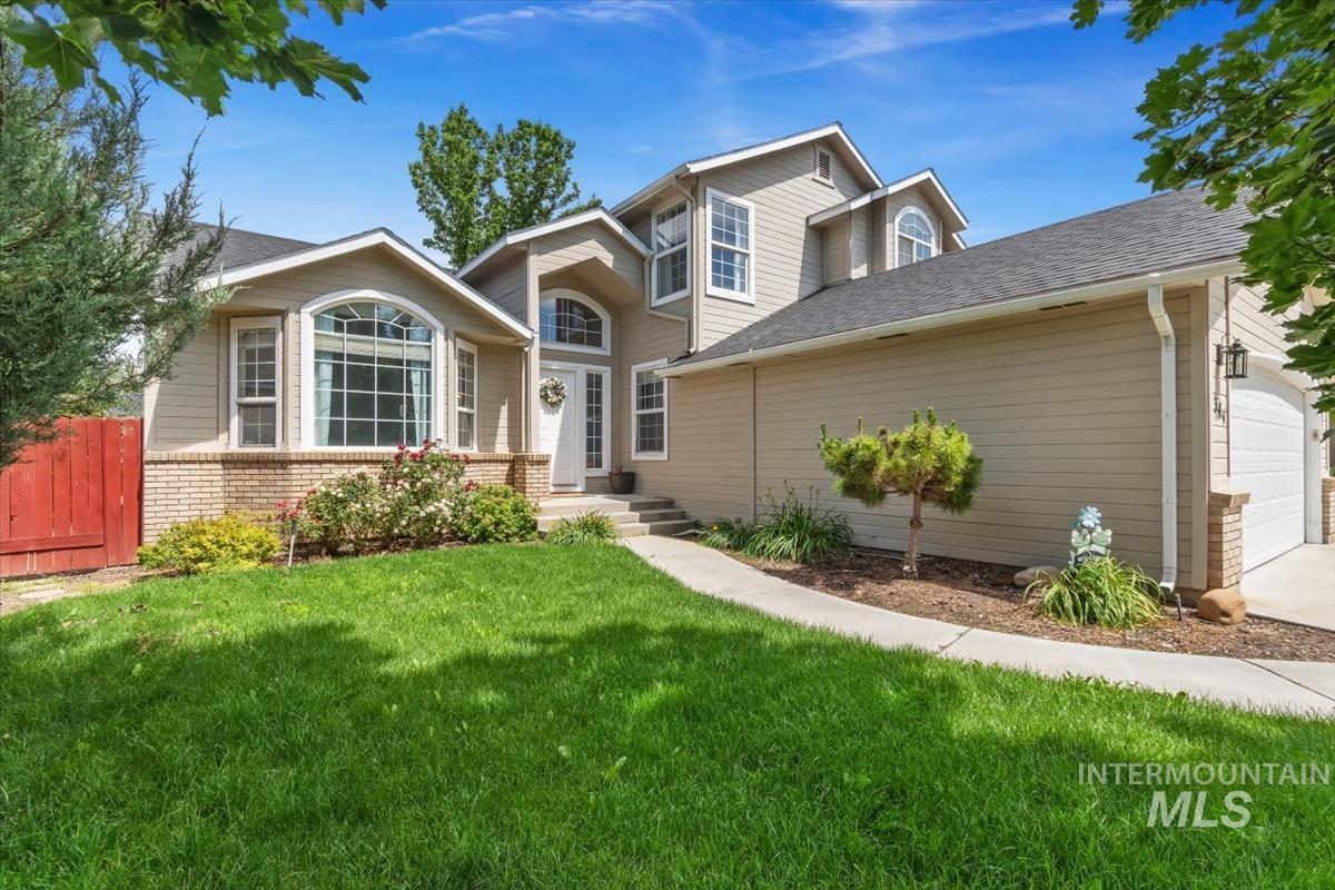 1344 N Crestmont Drive, Meridian, Idaho 83642, 4 Bedrooms, 3 Bathrooms, Rental For Rent, Price $2,995, 98998654