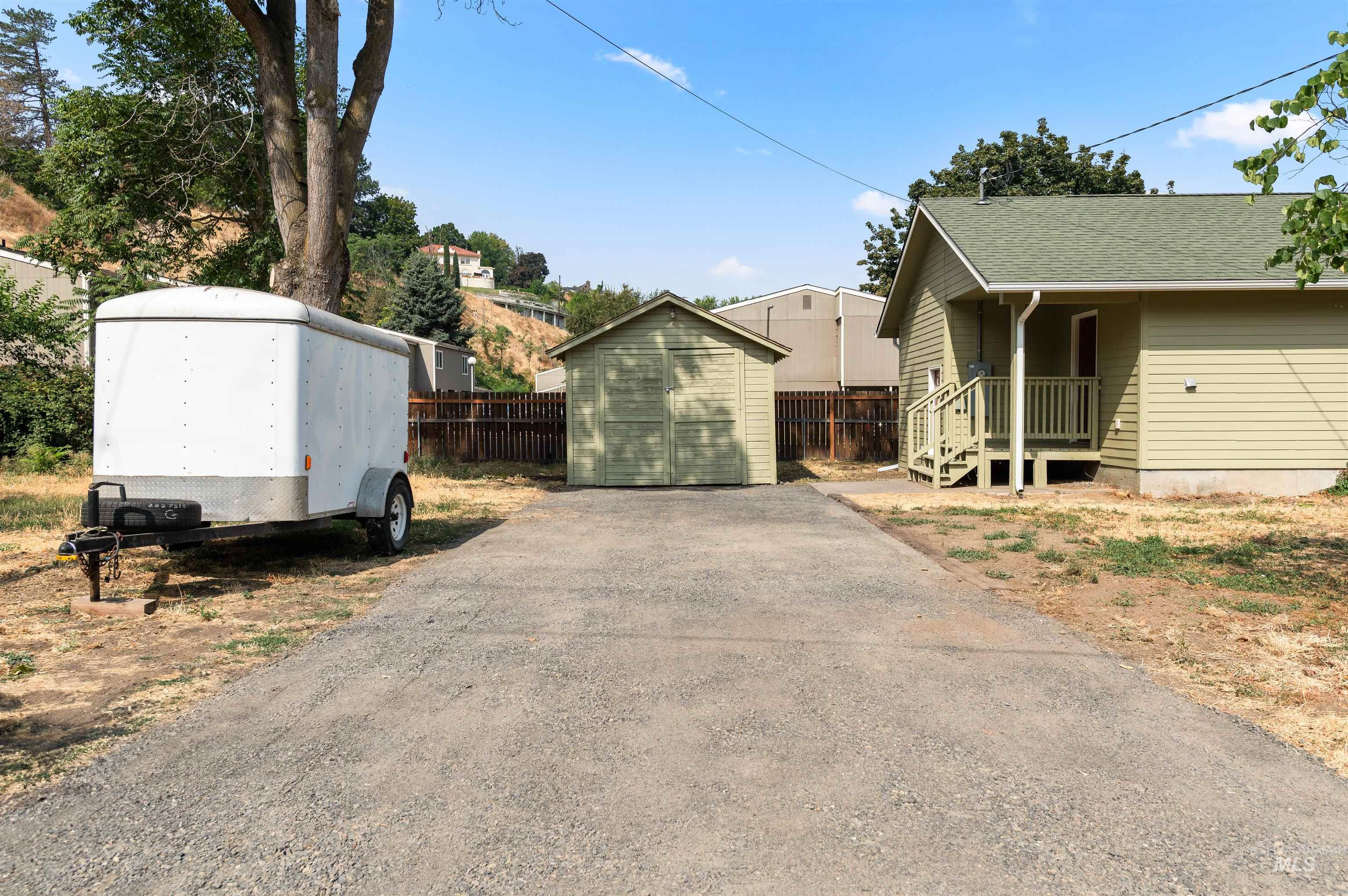 416 12th Street, Lewiston, Idaho 83501, 3 Bedrooms, 2 Bathrooms, Residential For Sale, Price $389,000,MLS 98998656