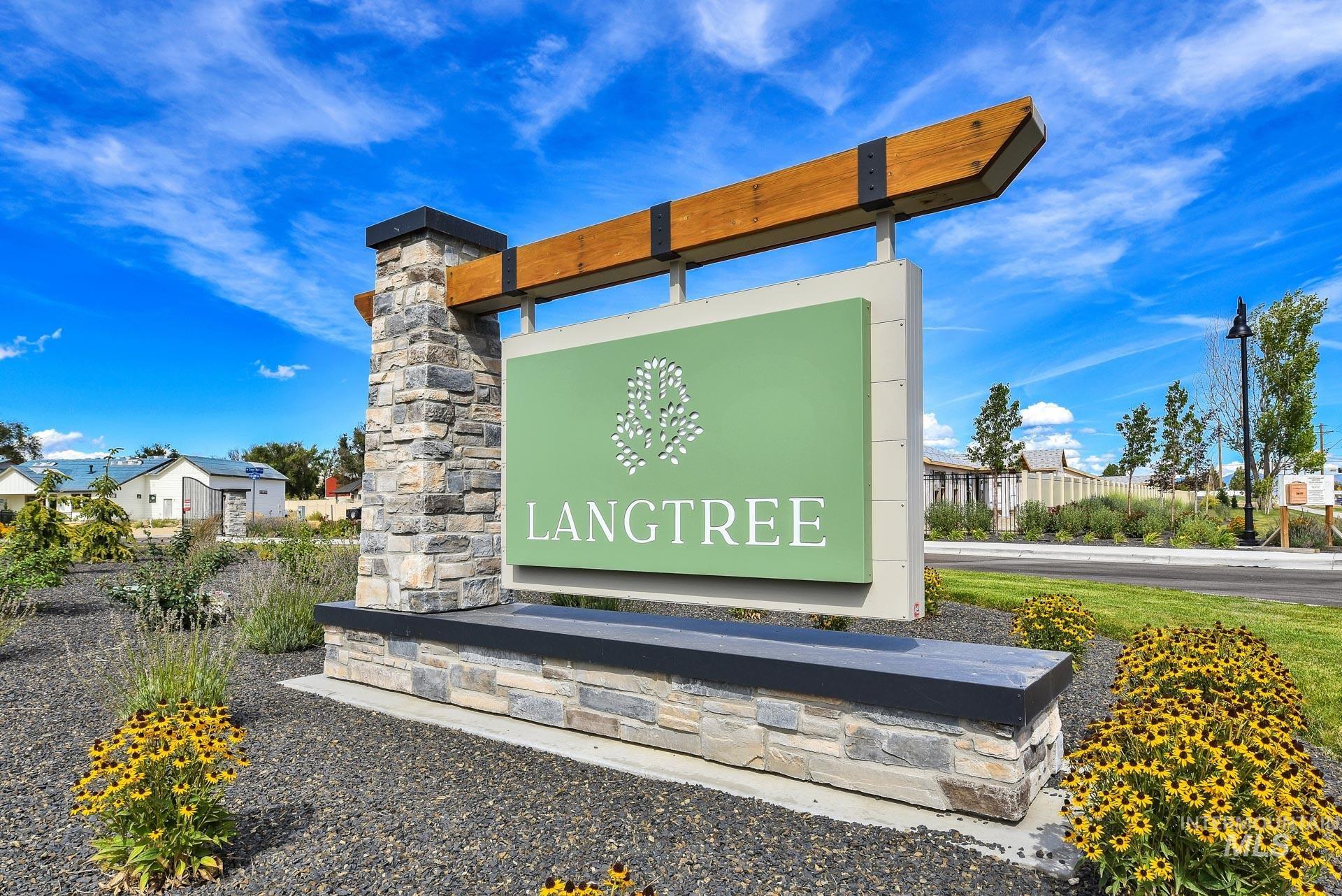 1770 N Green Pine Ln, Star, Idaho 83669, 4 Bedrooms, 2.5 Bathrooms, Residential For Sale, Price $559,900, 98998659