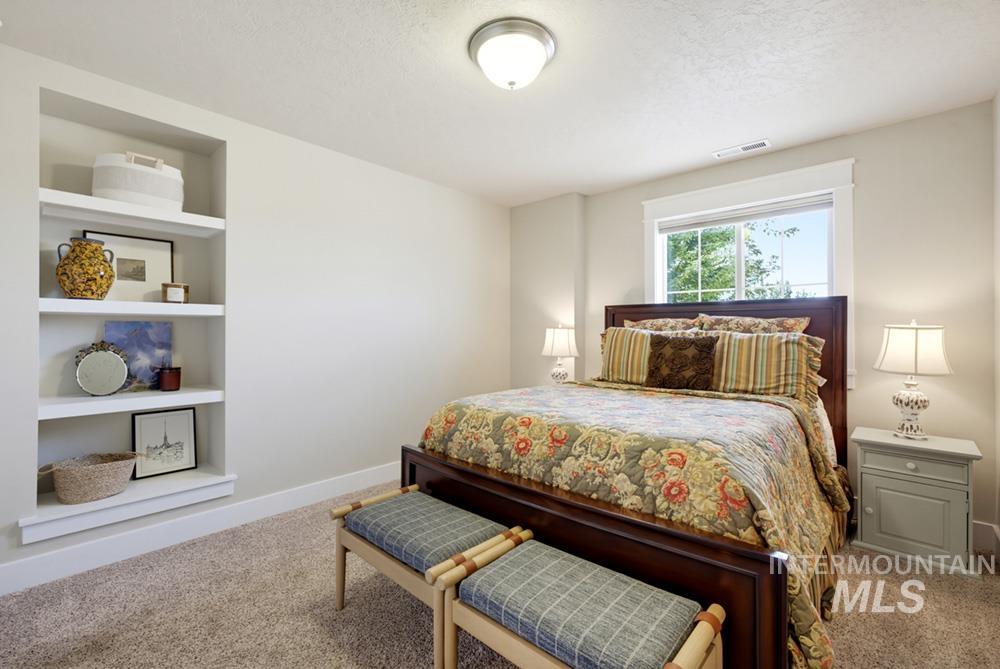 18674 Smiley Peak Ave, Nampa, Idaho 83687, 5 Bedrooms, 2.5 Bathrooms, Residential For Sale, Price $598,000, 98998661